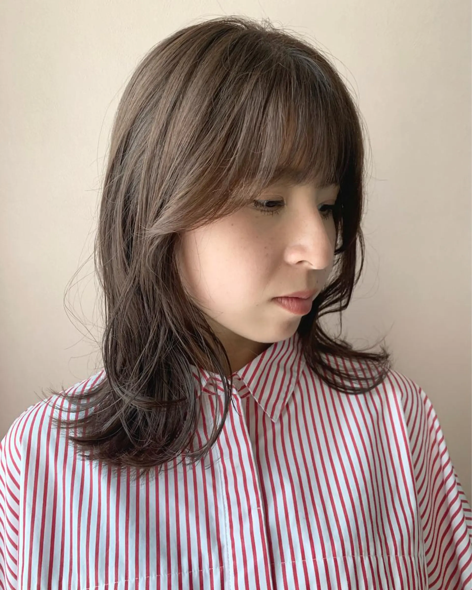 ロング カラー アッシュ ベージュカラー 透明感カラー カット ヘアカラー トリートメント hub hair レイヤー/透明感のヘアスタイル