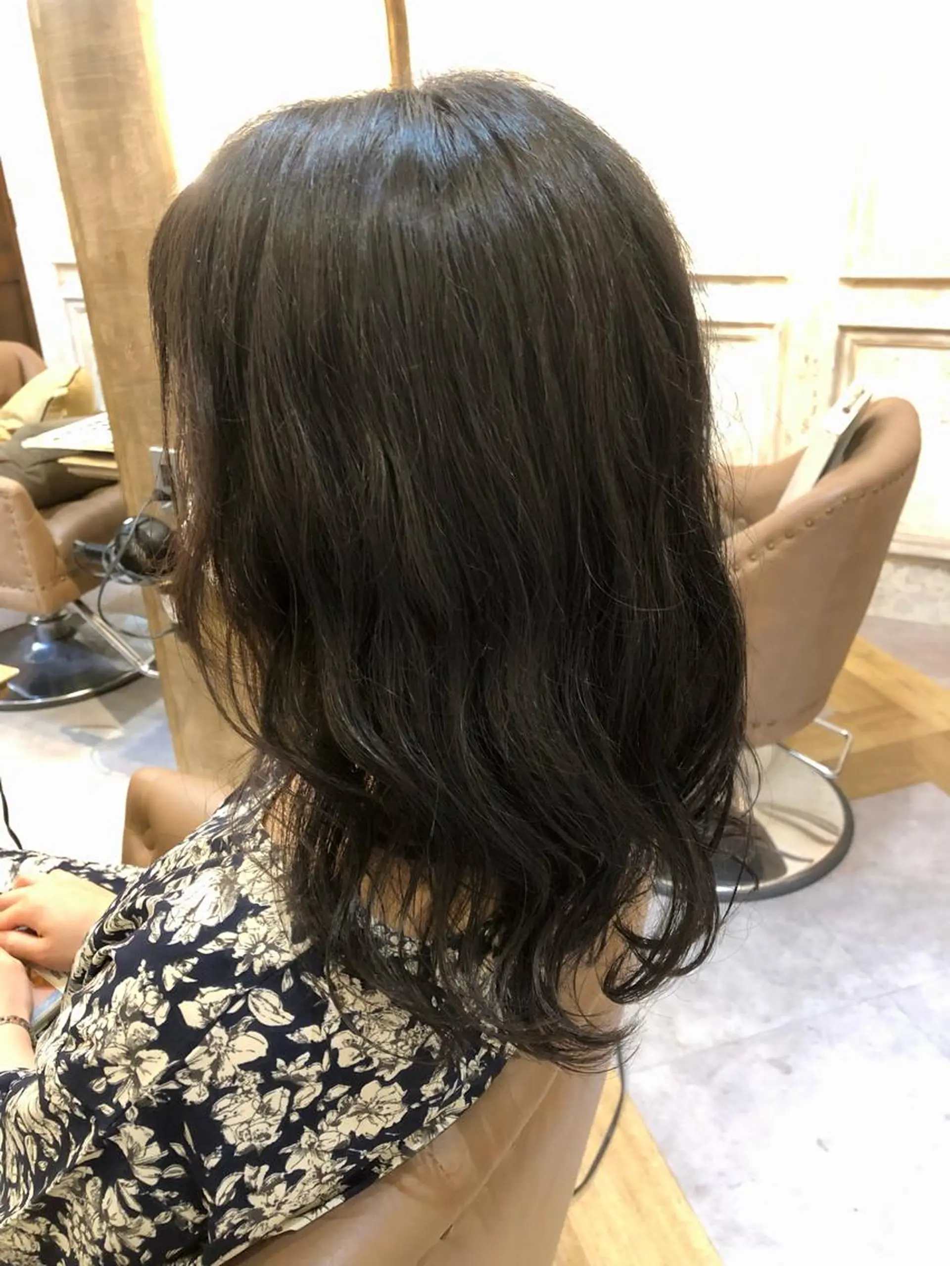 セミロング パーマ Carina所属・セン北徒歩５分 キシタクのヘアスタイル
