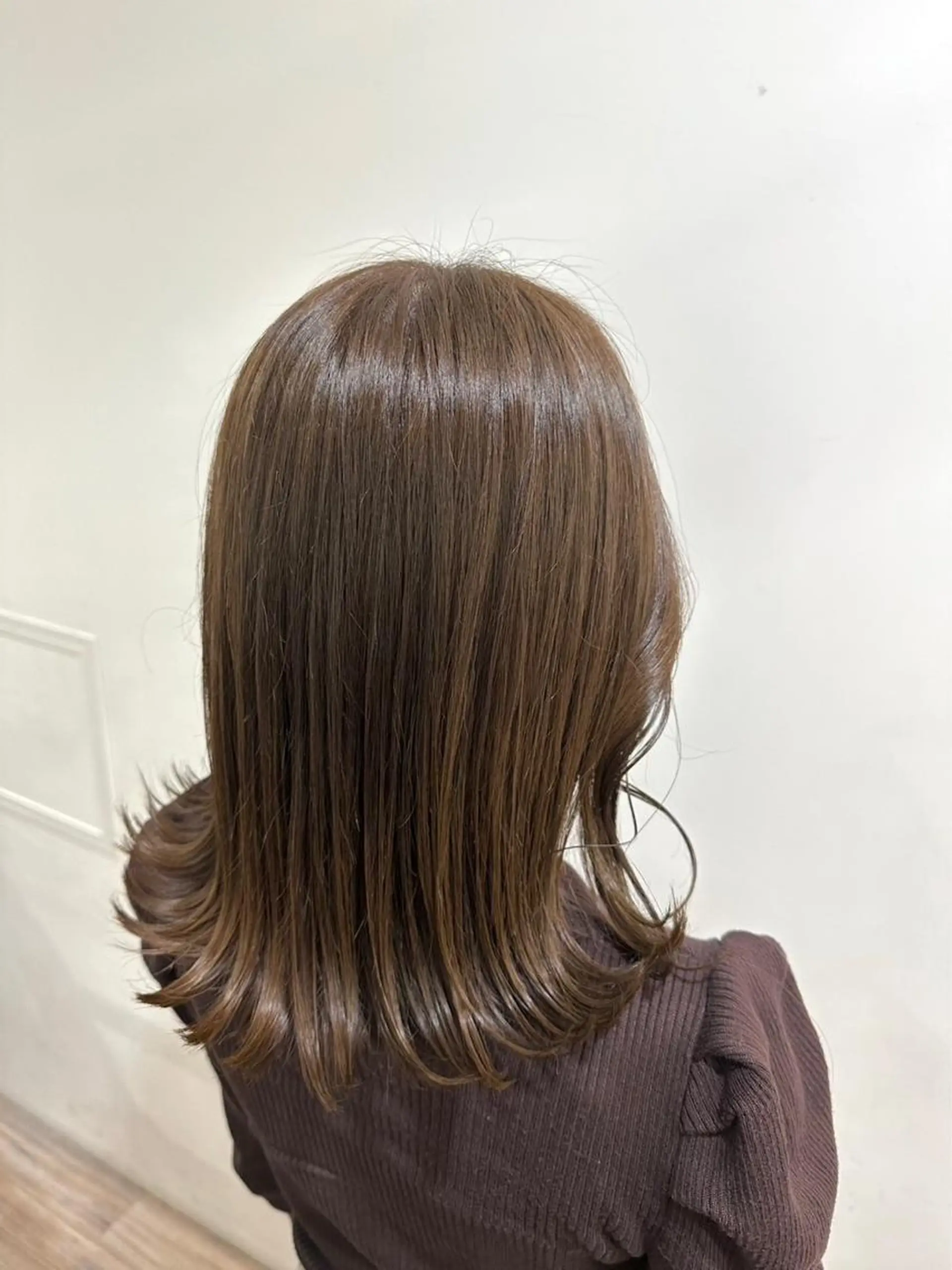 セミロング ヘアカラー トリートメント つじ みさきのヘアスタイル