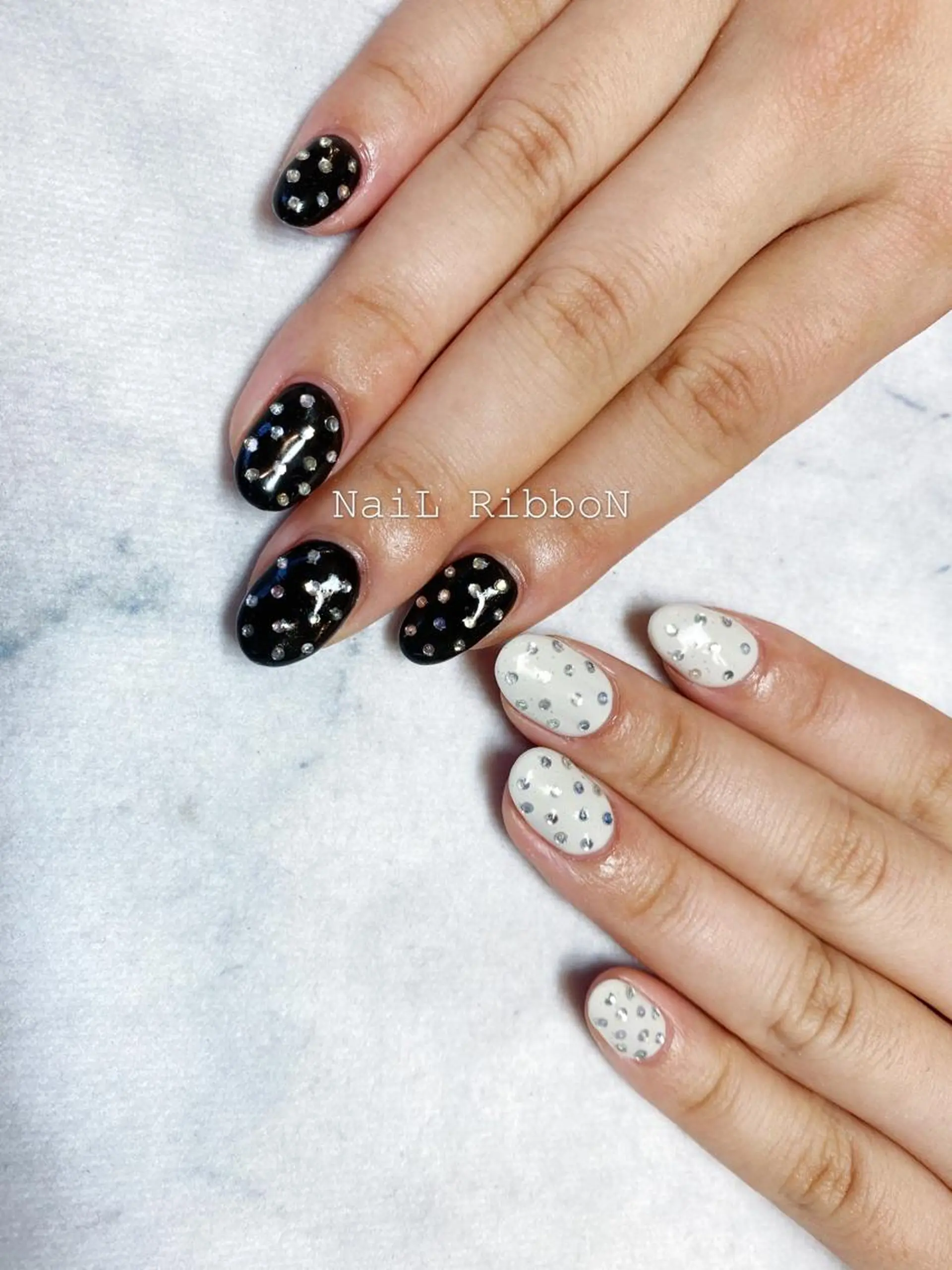 ネイル ネイルリボン 伊藤のネイルデザイン