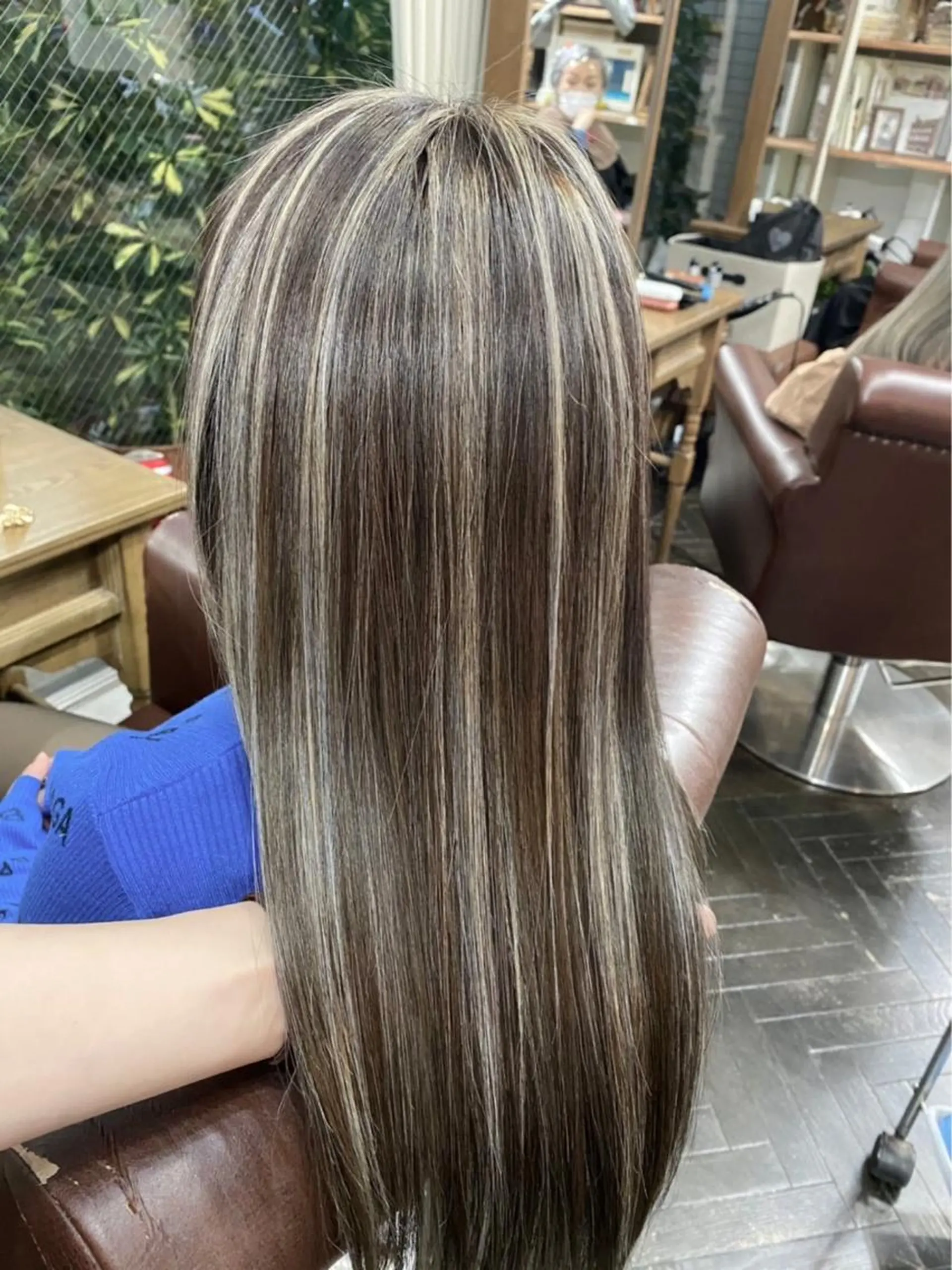 ロング カラー ブリーチ ダブルカラー グレージュ ハイライトカラー ハイトーンカラー ヘアカラー トリートメント 💖ハイライト/ハイ トーン💖MIKIのヘアスタイル