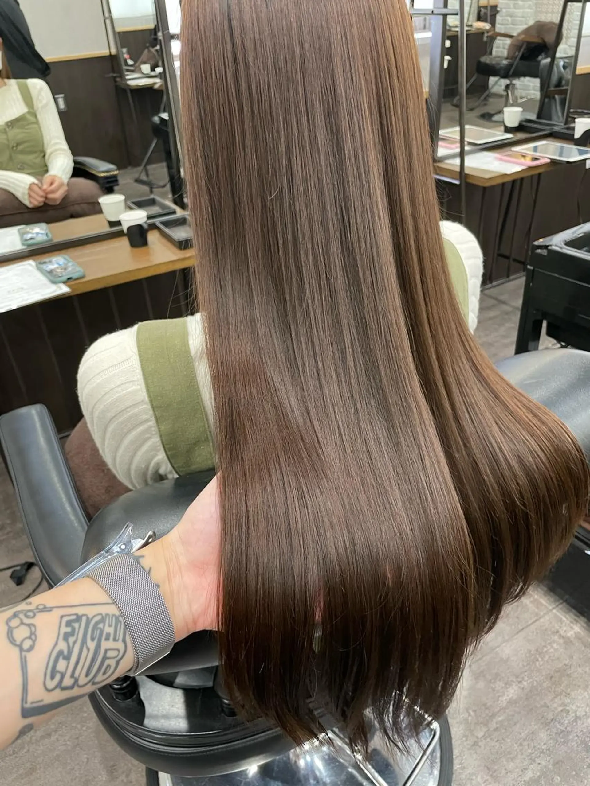 ロング カラー 髪質改善 トリートメント トリートメント レイヤー/艶カラー 🫧守利のヘアスタイル