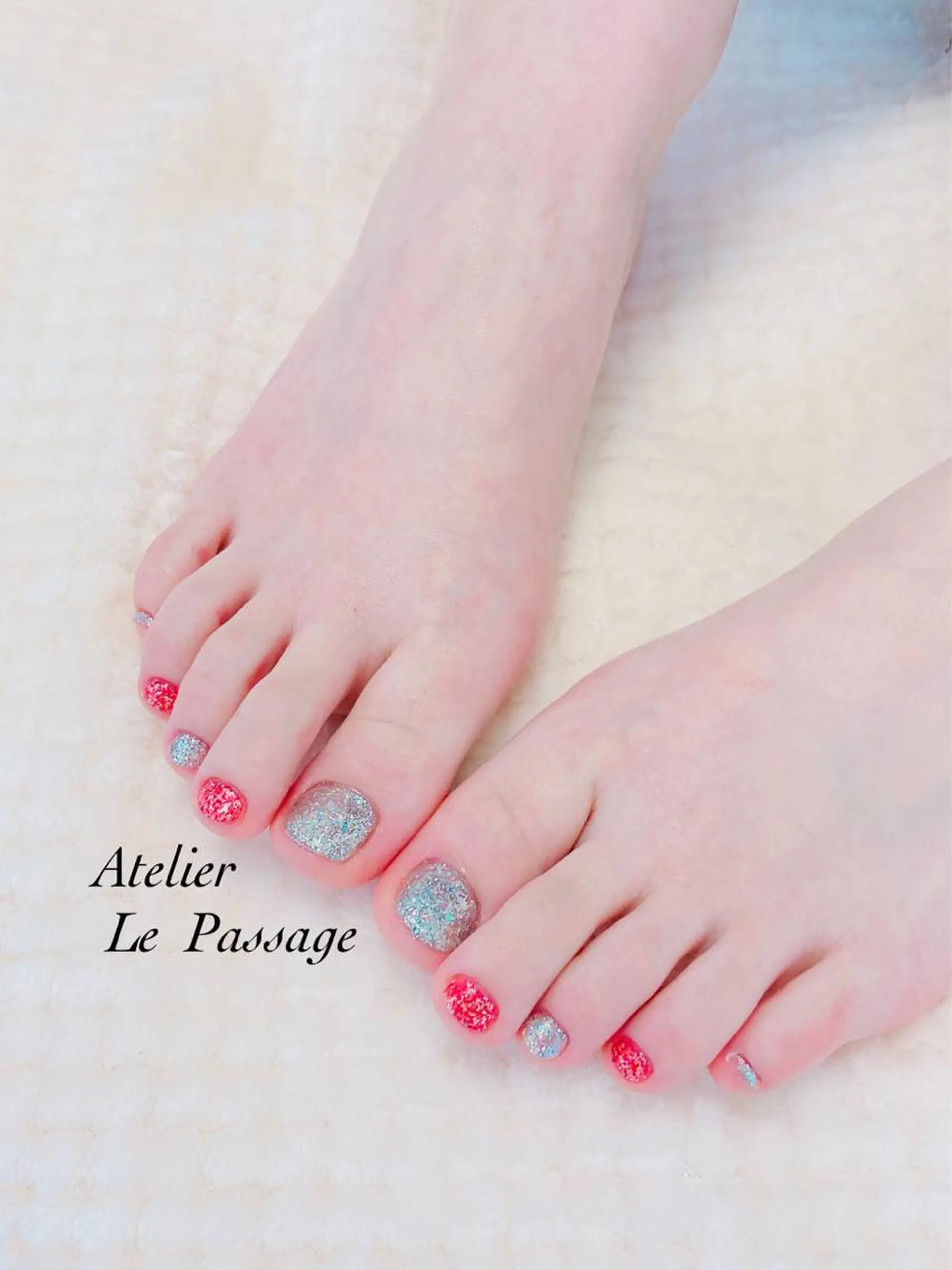 ネイル フットネイル ジェルネイル ラメ(グリッター) ニュアンスネイル パラジェル Atelier Le Passage所属・h nakatsukaのネイルデザイン