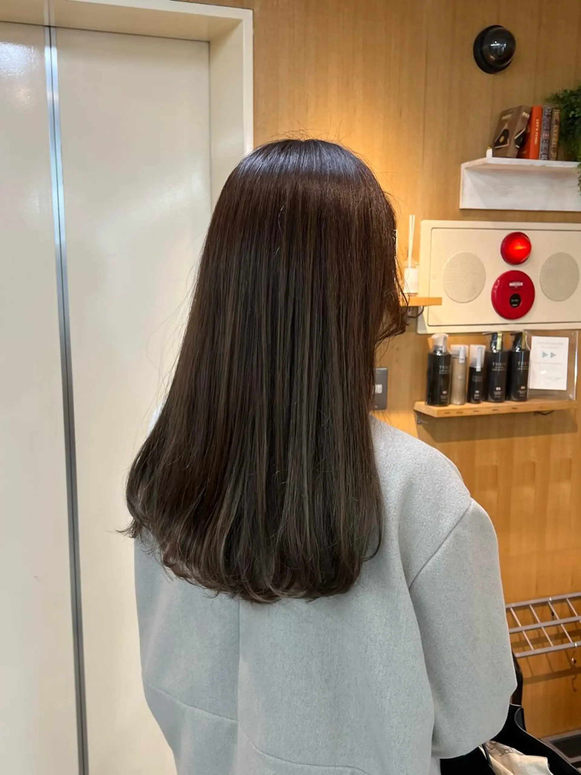 セミロング アッシュ 透明感カラー/ イルミナカラーヒロキのヘアスタイル