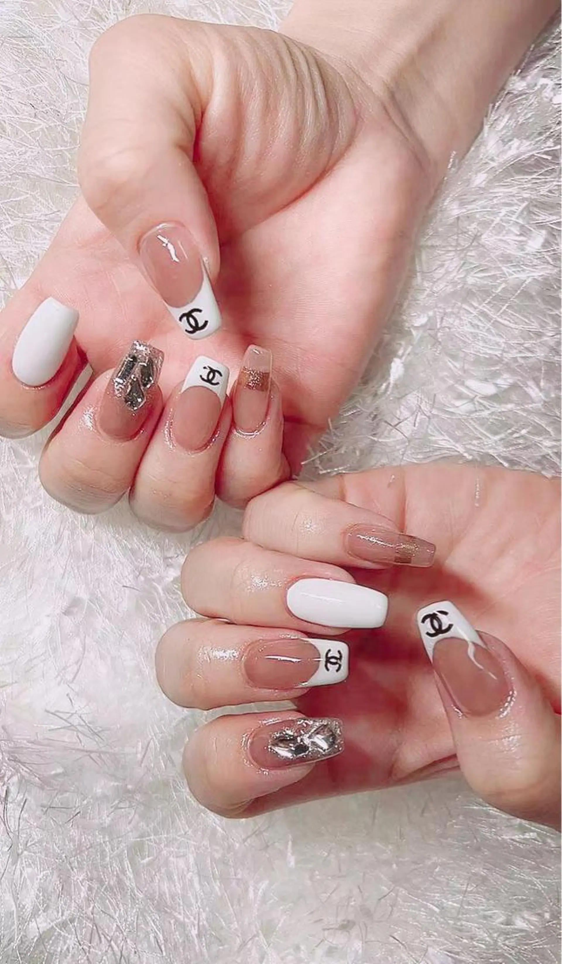 ネイル u1salon所属・ゆい ユイのネイルデザイン