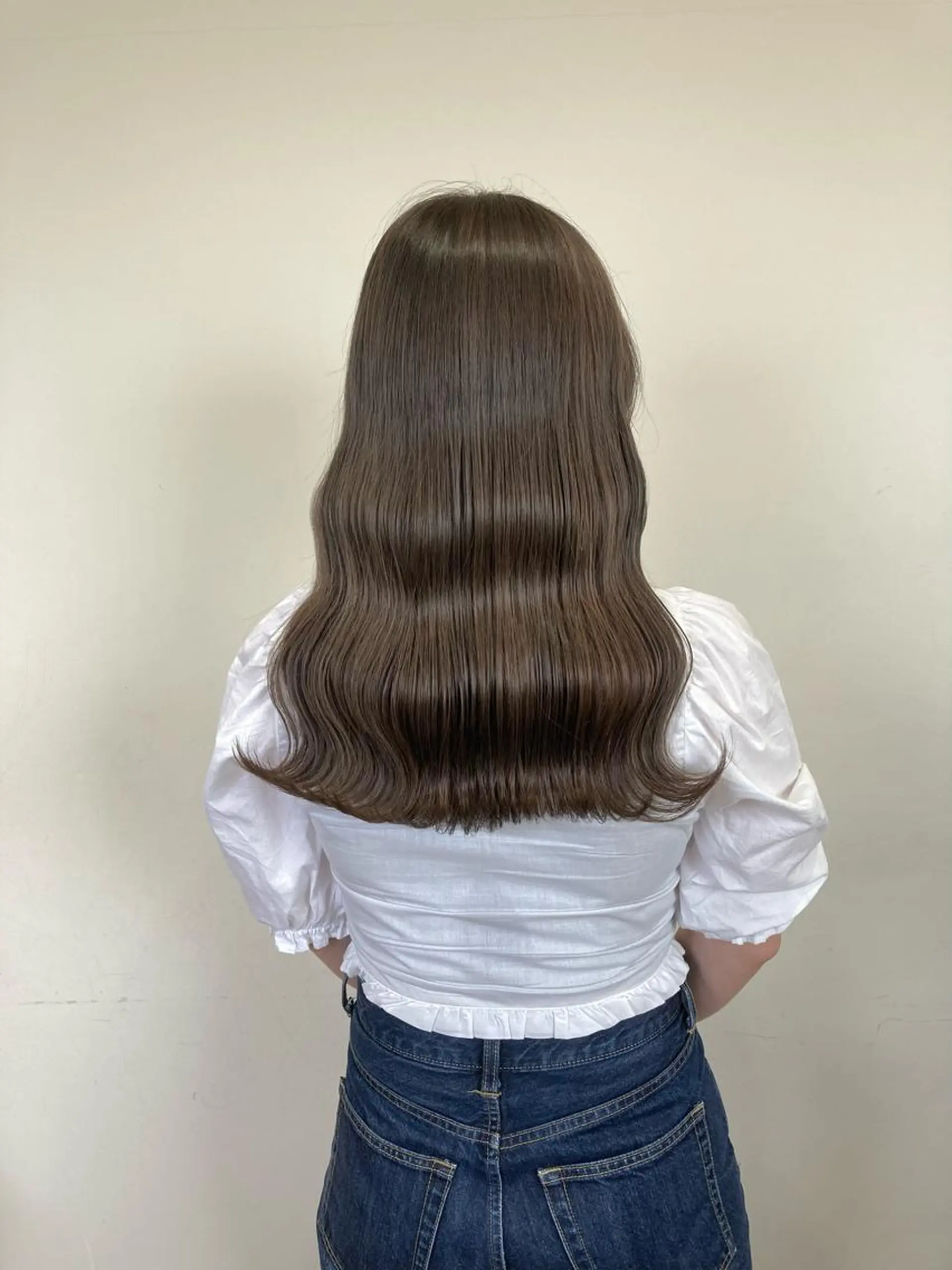 ロング ヘアカラー 梅山 美侑のヘアスタイル