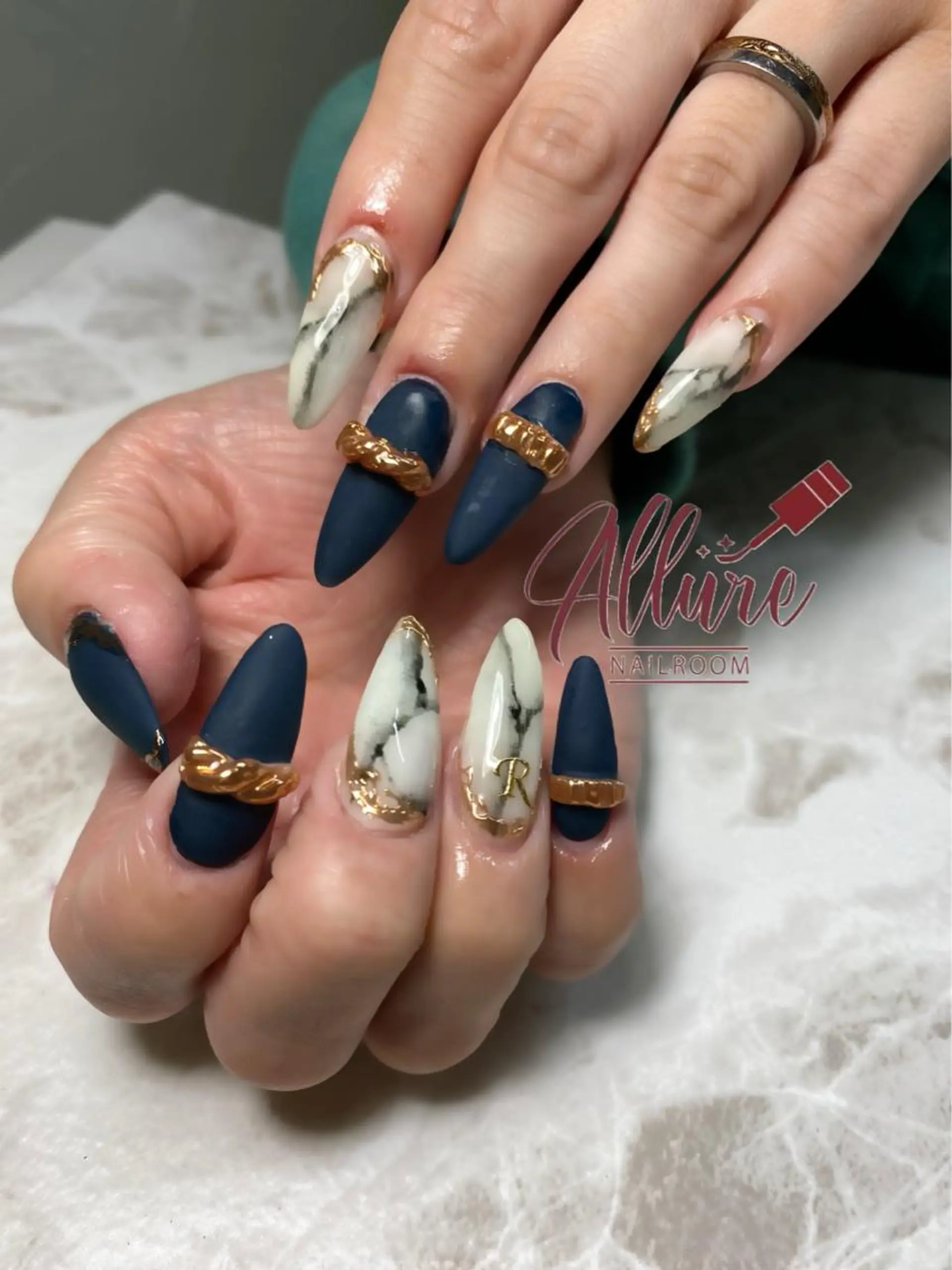 ネイル nailroom  ALLURE所属・nailroom allureのネイルデザイン