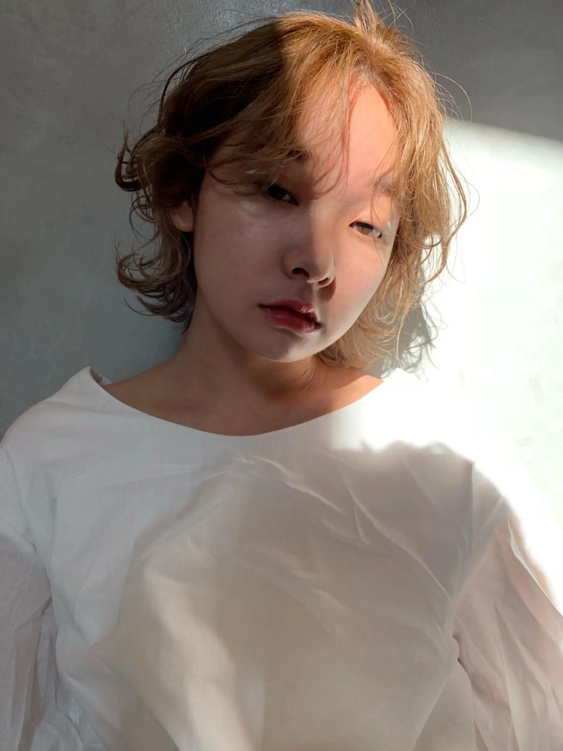 ミディアム カラー ベージュカラー ハイトーンカラー カット ヘアカラー トリートメント sakoda shunkiのヘアスタイル