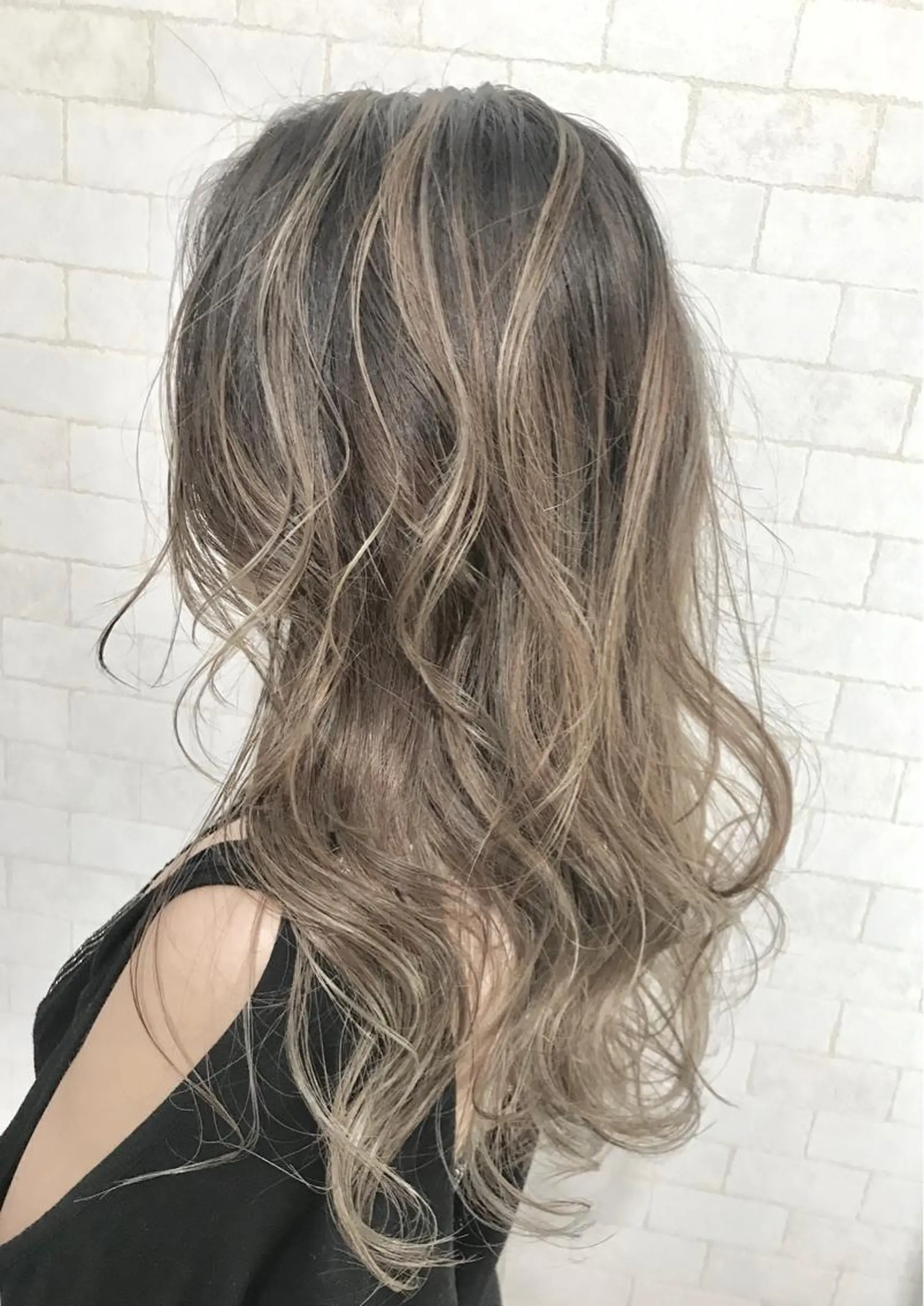 ロング カラー 神野 雅樹のヘアスタイル