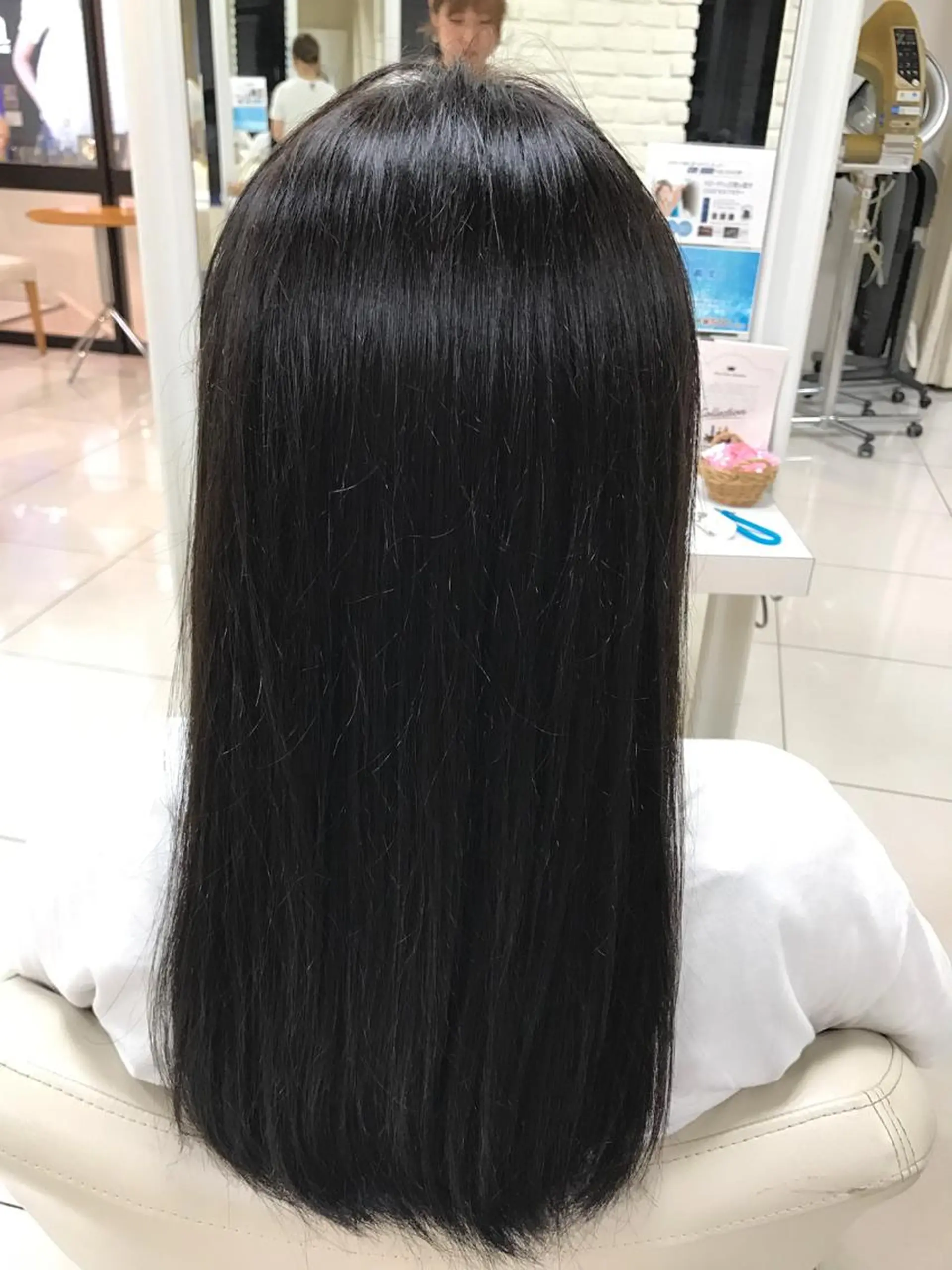 ロング カラー イルミナカラー 【暖色カラー特化】 中山由梨のヘアスタイル