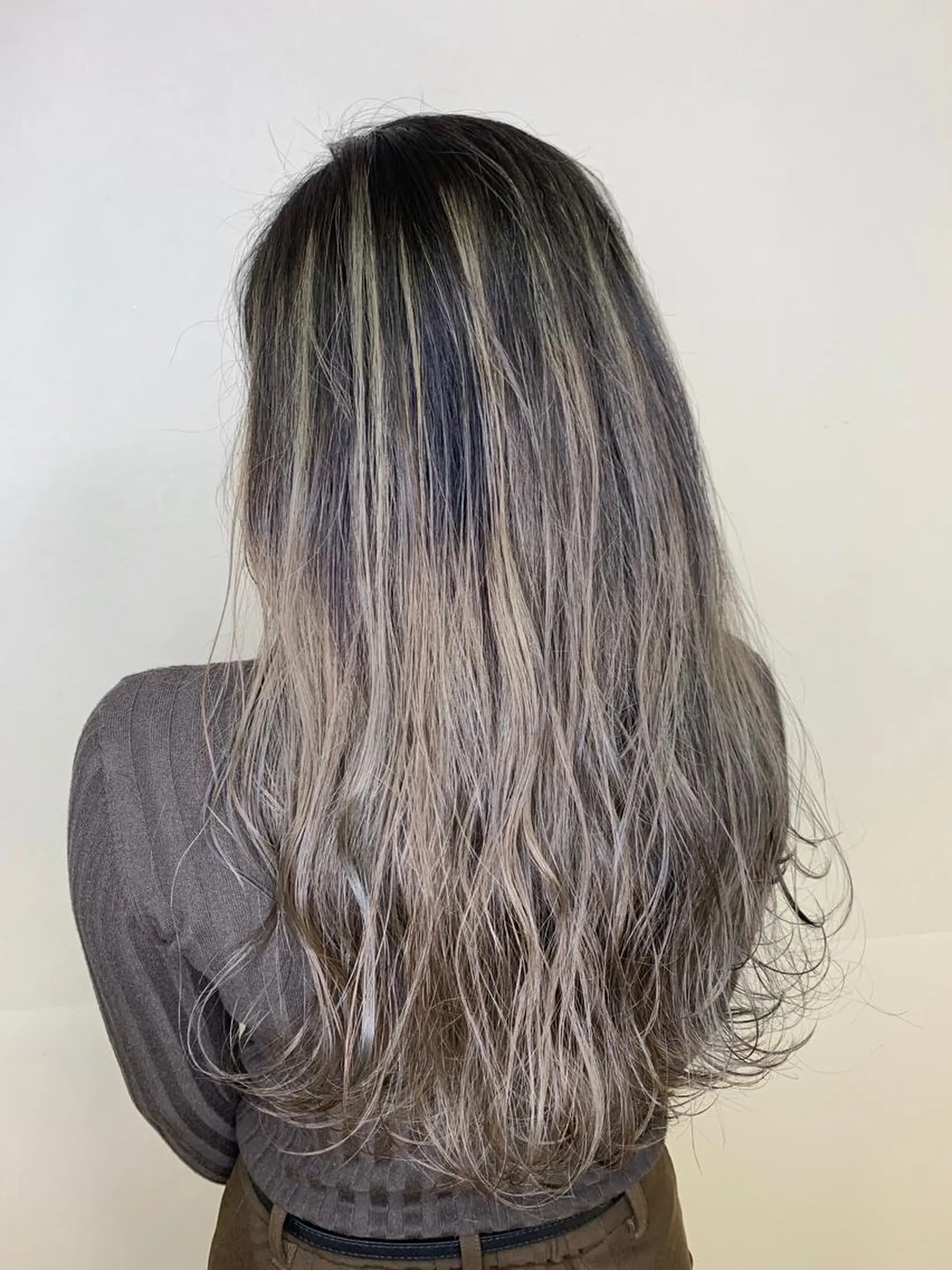 ロング カラー ヘアアレンジ ヘアカラー トリートメント 【Sweep】おじま のぞみのヘアスタイル