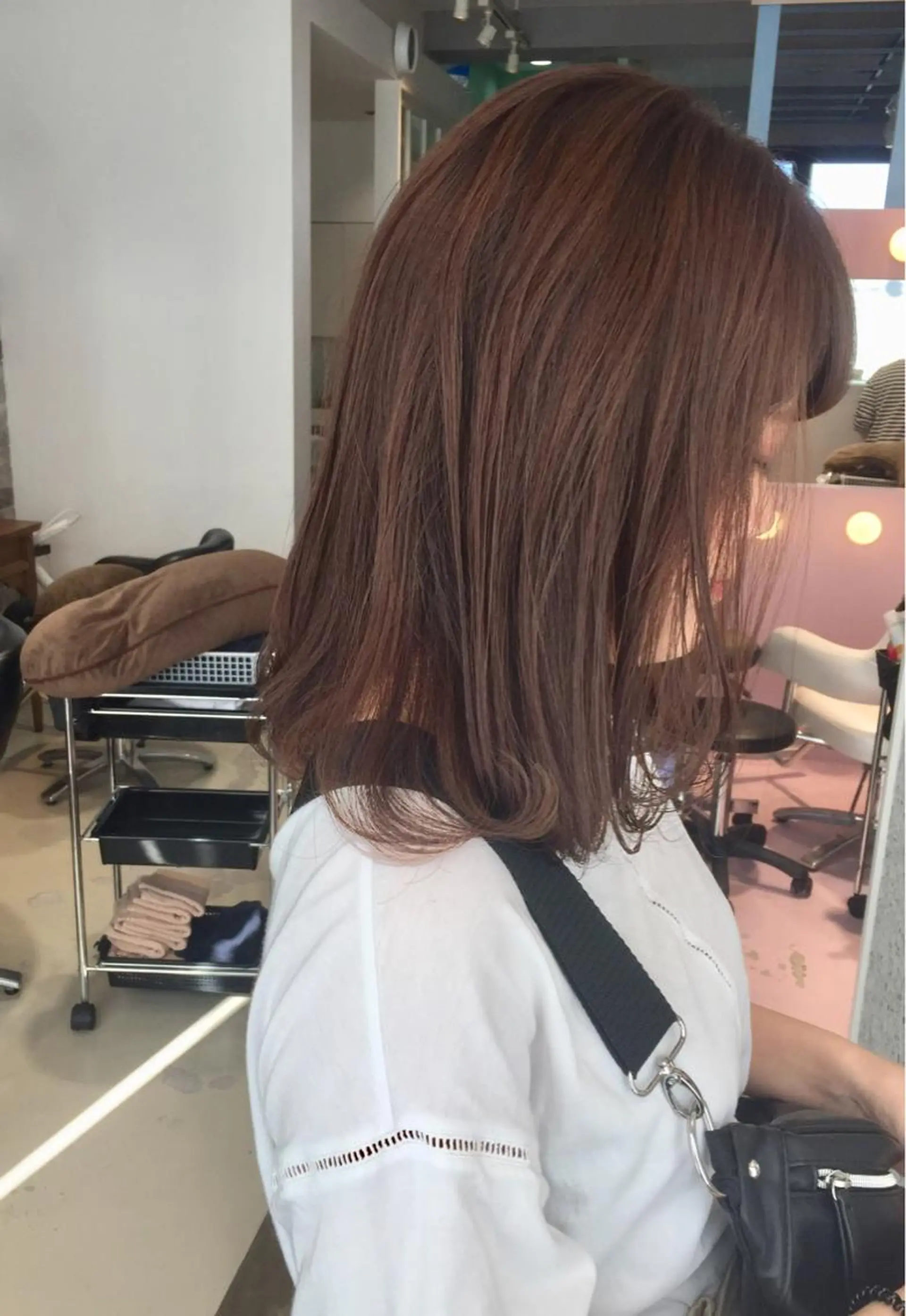 ミディアム カット ヘアカラー トリートメント ヘッドスパ 所渉/韓国レイヤー /ウルフカットのヘアスタイル