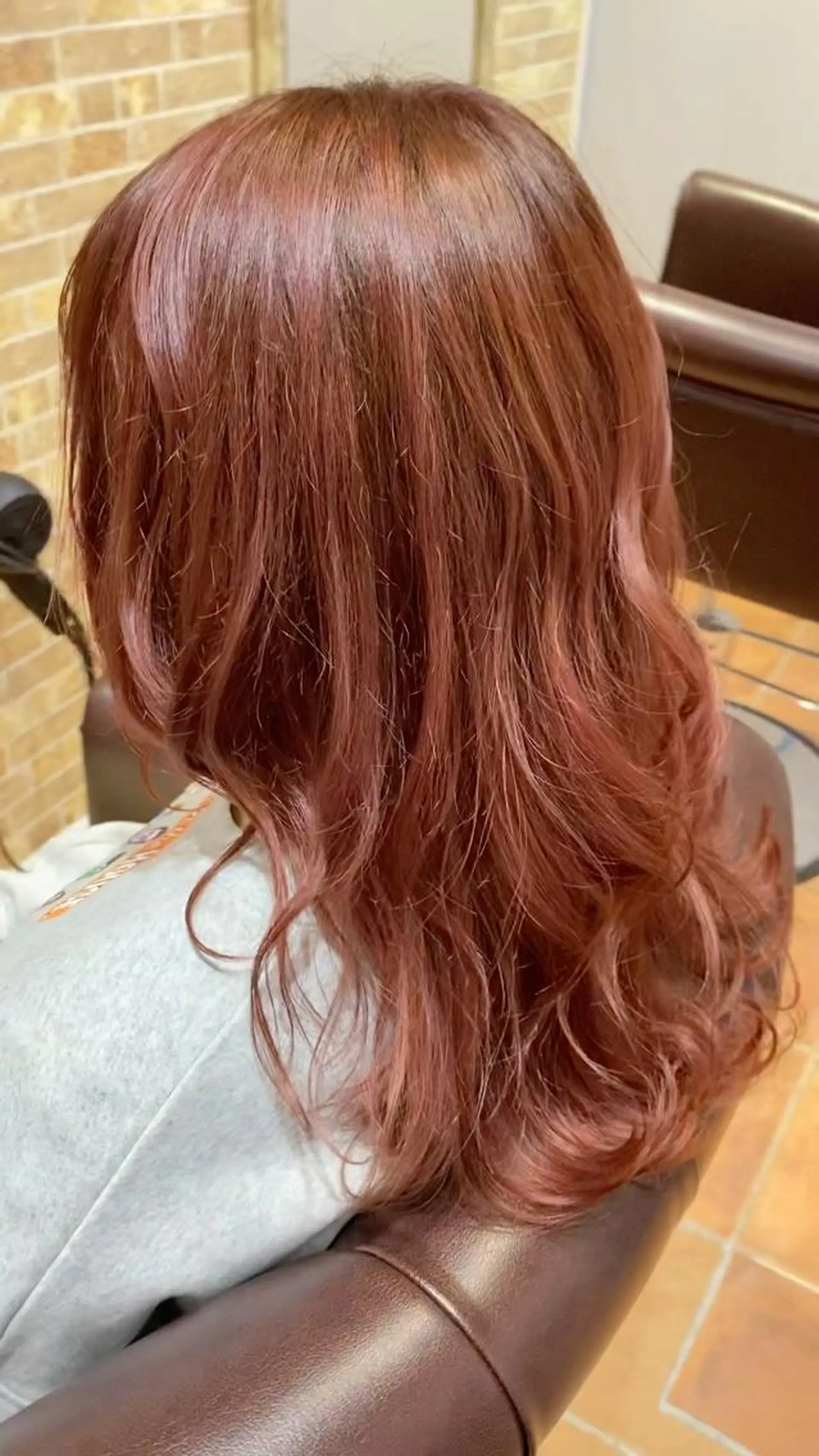 ロング カラー 透明感カラー ハイライトカラー ピンクカラー ハイライト ブリーチなし✨艶髪 カラー𓃲YAGIのヘアスタイル