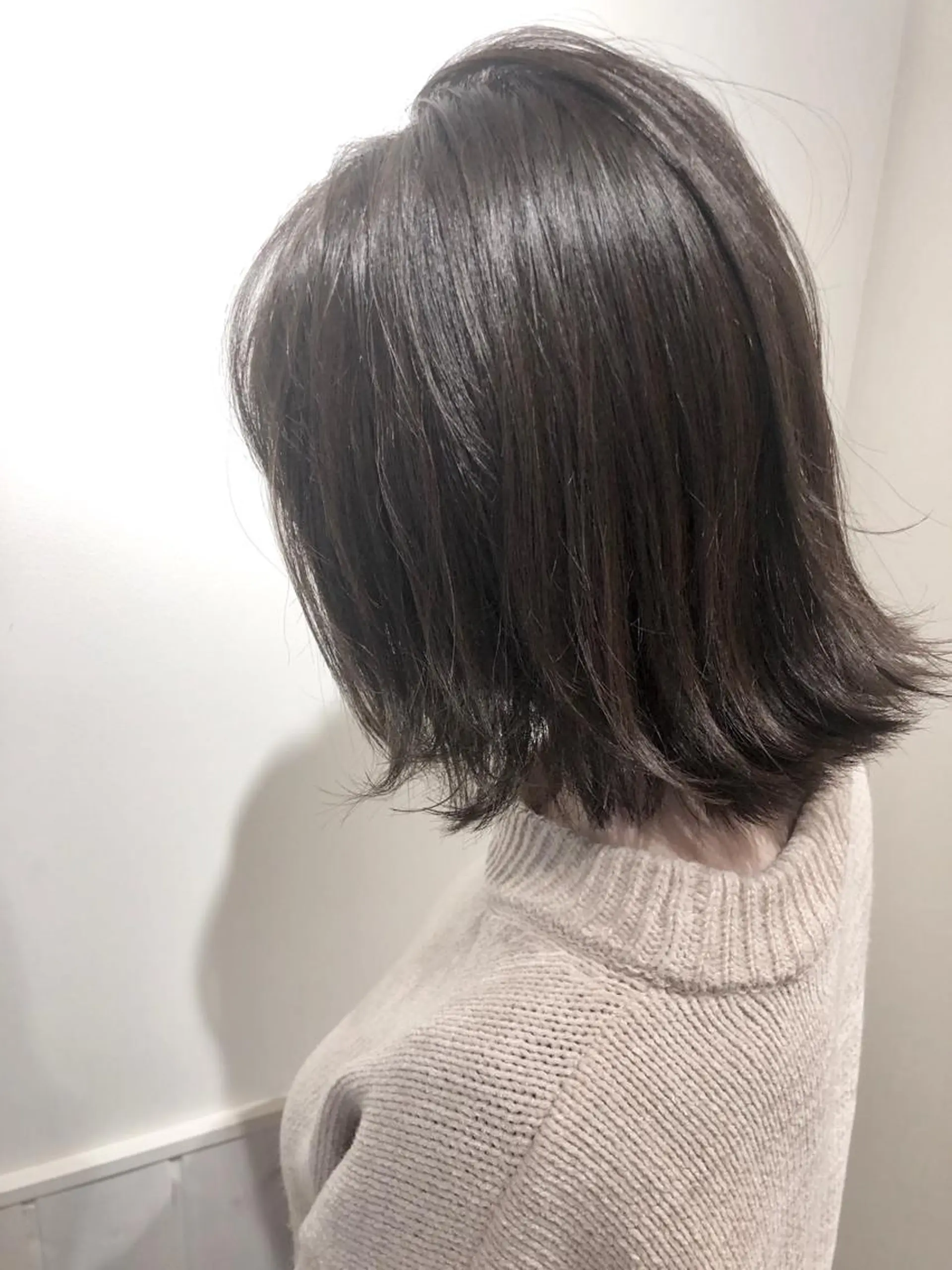 ショート カラー アッシュ アッシュグレー アッシュグレージュ グレージュ 小幡永吉 ✨ショート✨韓国✨のヘアスタイル