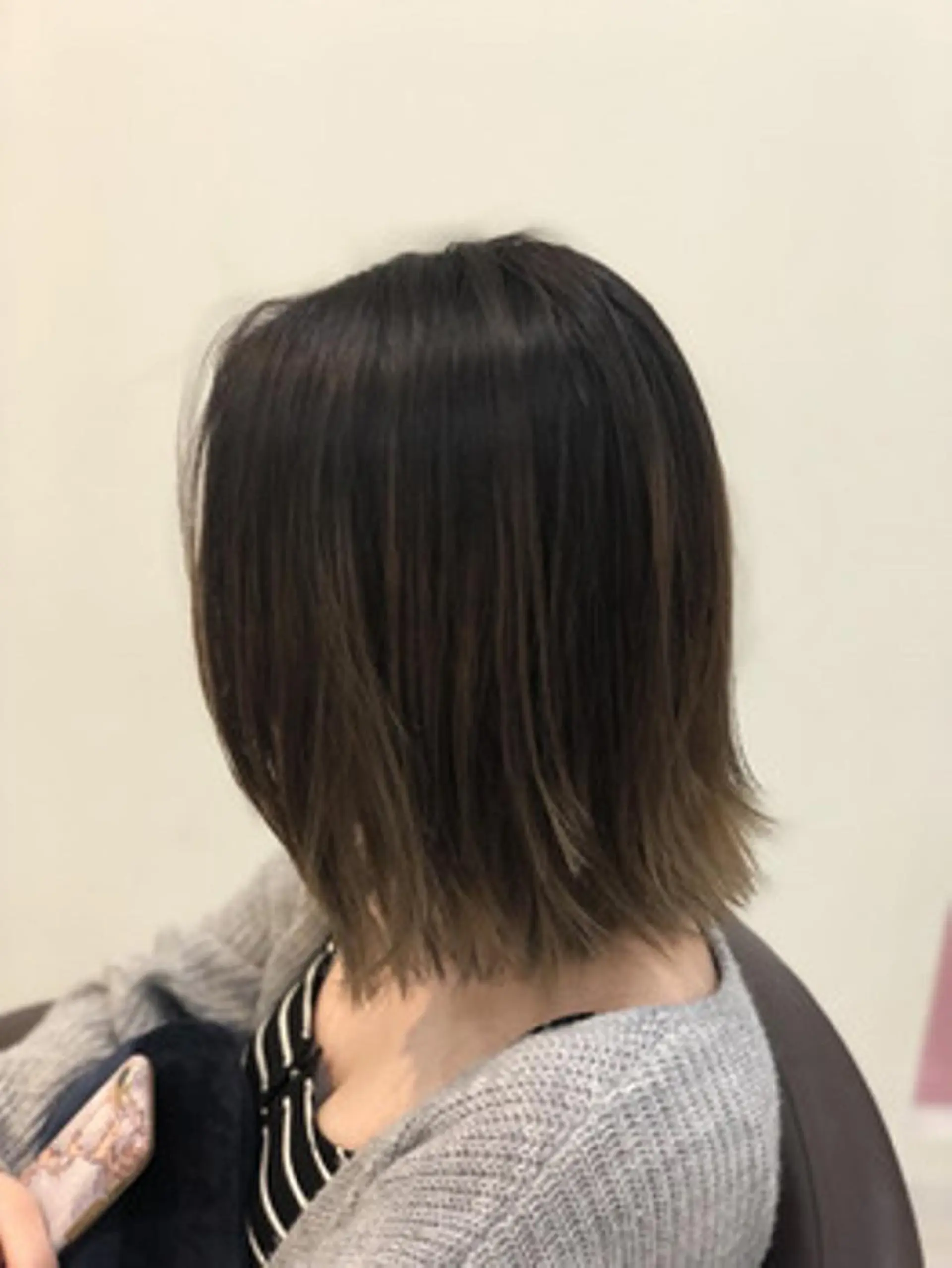 ミディアム ハイライト ヘアカラー ヤマダ タケトのヘアスタイル