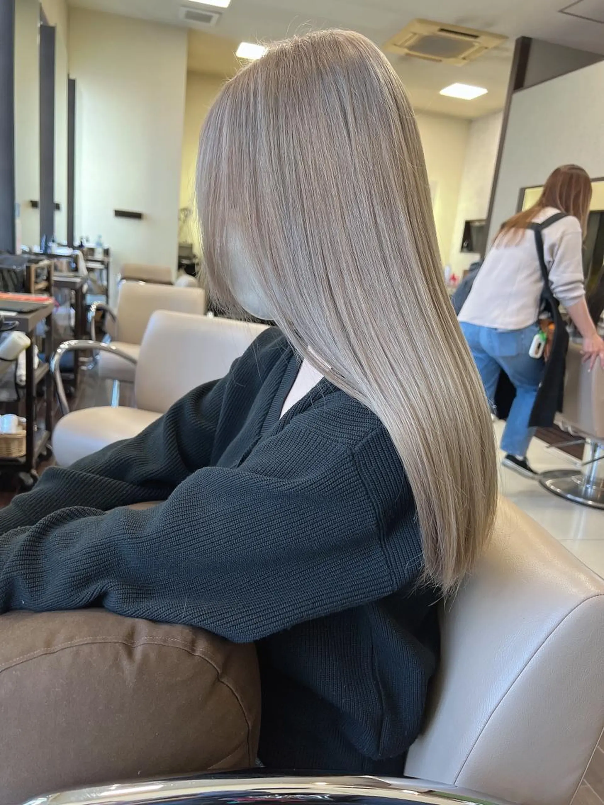 ロング ヘアカラー 具志 正太のヘアスタイル