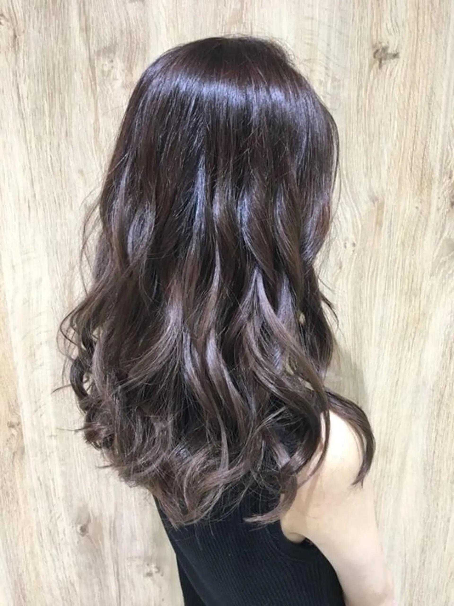 カラー イルミナカラー 中林 由佳のヘアスタイル