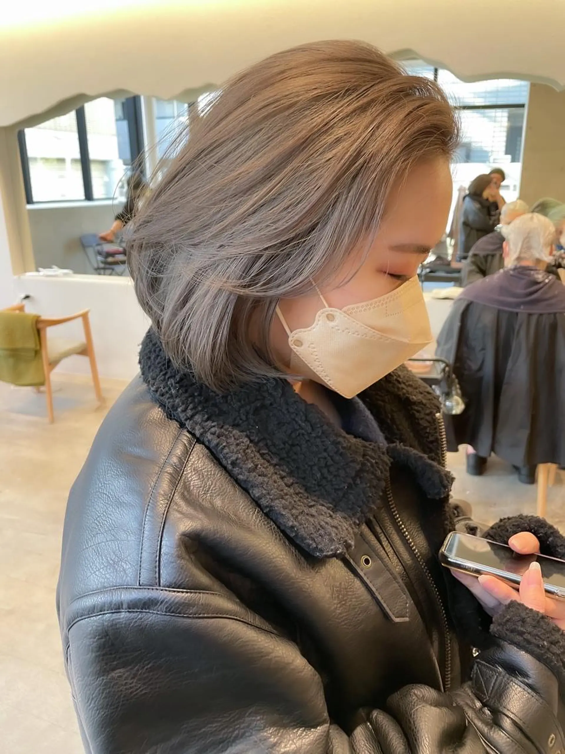 ショート カラー ヘアアレンジ ミニボブ/ブリーチ 🌈MISATOのヘアスタイル