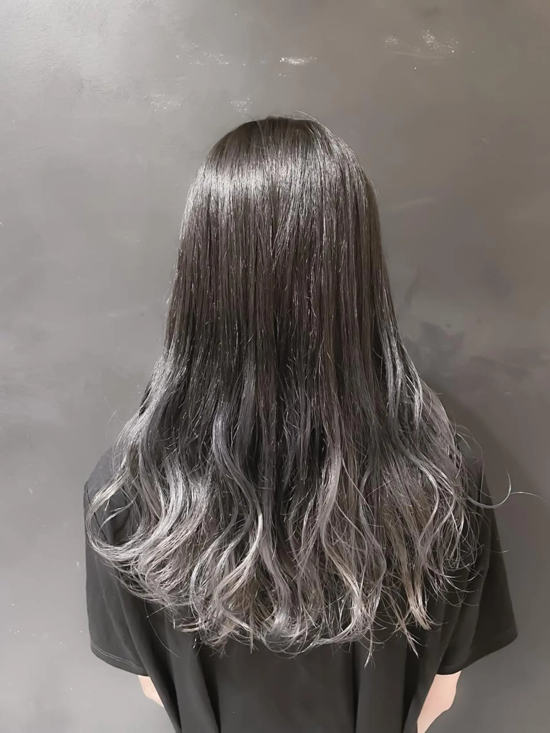 セミロング カラー グラデーションカラー グレージュ モードケイズJR尼崎 トップサロンdのヘアスタイル