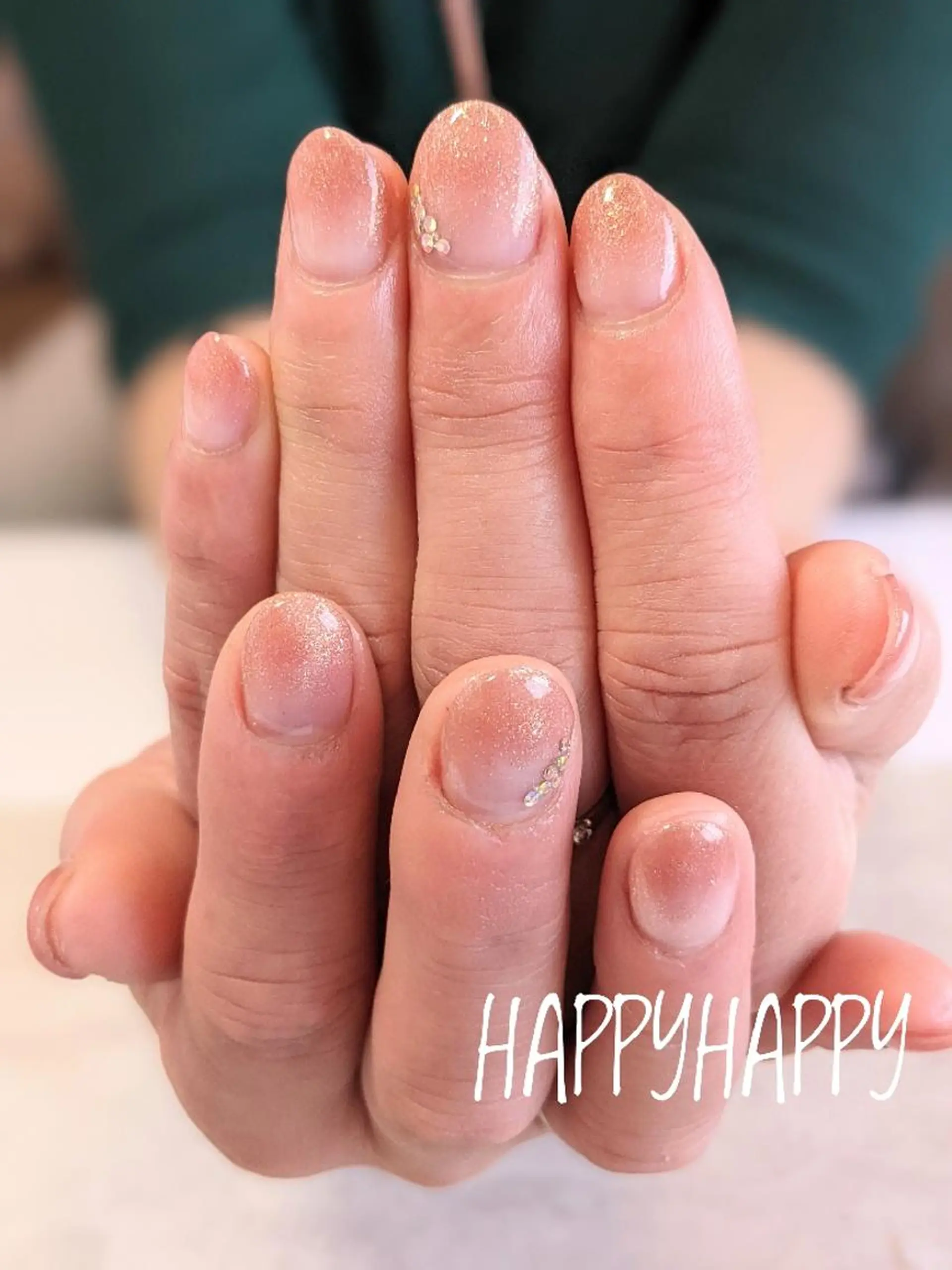 ネイル HAPPY HAPPYのネイルデザイン