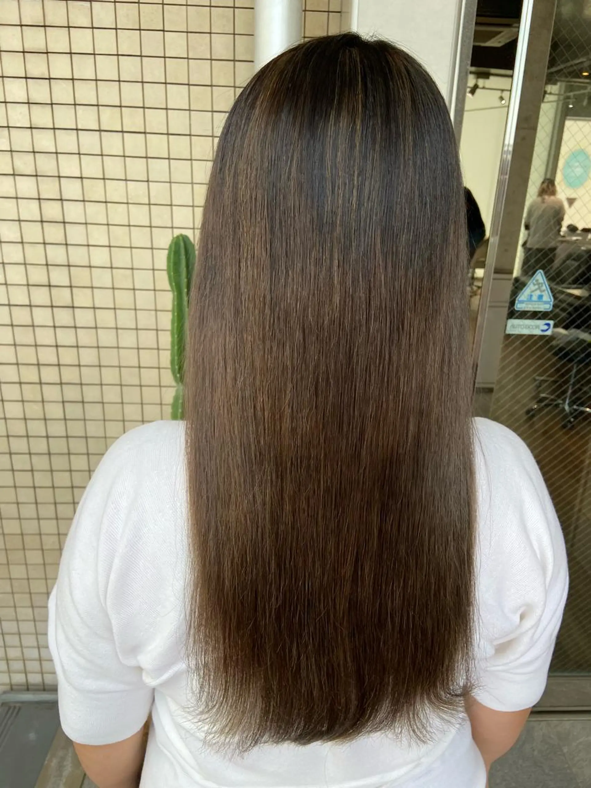 ロング パーマ 酸性ストレート ストレートパーマ カット 縮毛矯正 トリートメント 🧸プルエクステ❤︎ ネイルKAO🧸のヘアスタイル