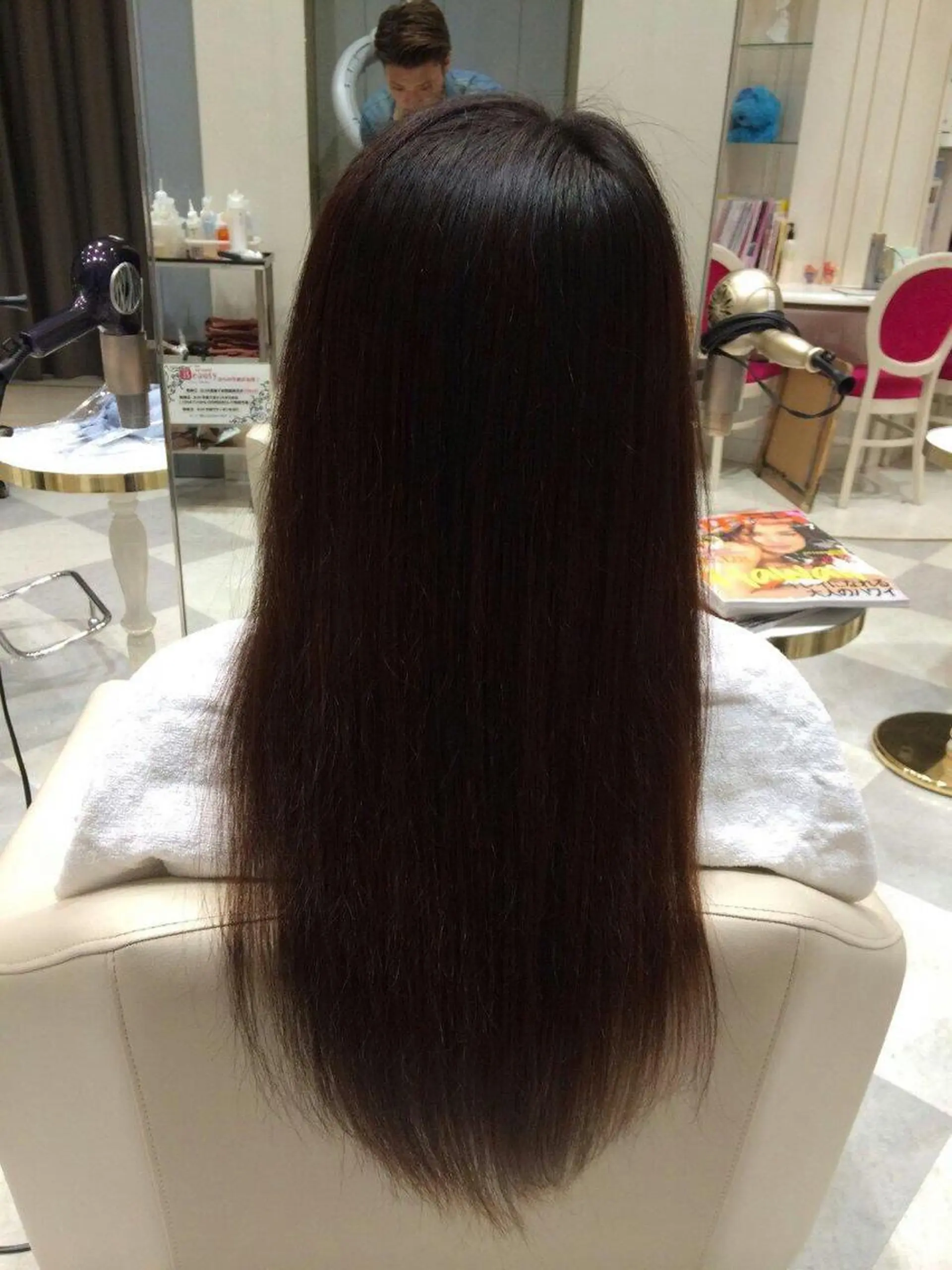 カラー アンダーバーホワイト_WHITE所属・_WHITE芝本 賢吾【天王寺店】のヘアスタイル