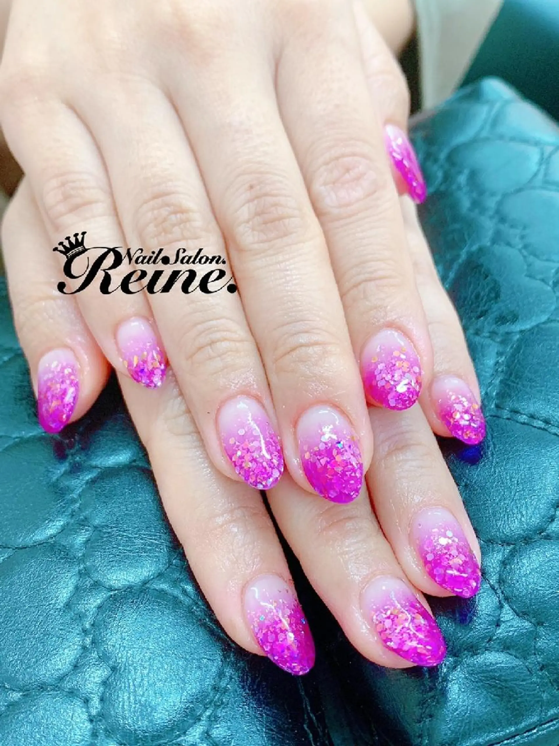 ネイル キラキラネイル ラメ(グリッター) ピンク Nailsalon Reine所属・玉栄 伶奈のネイルデザイン
