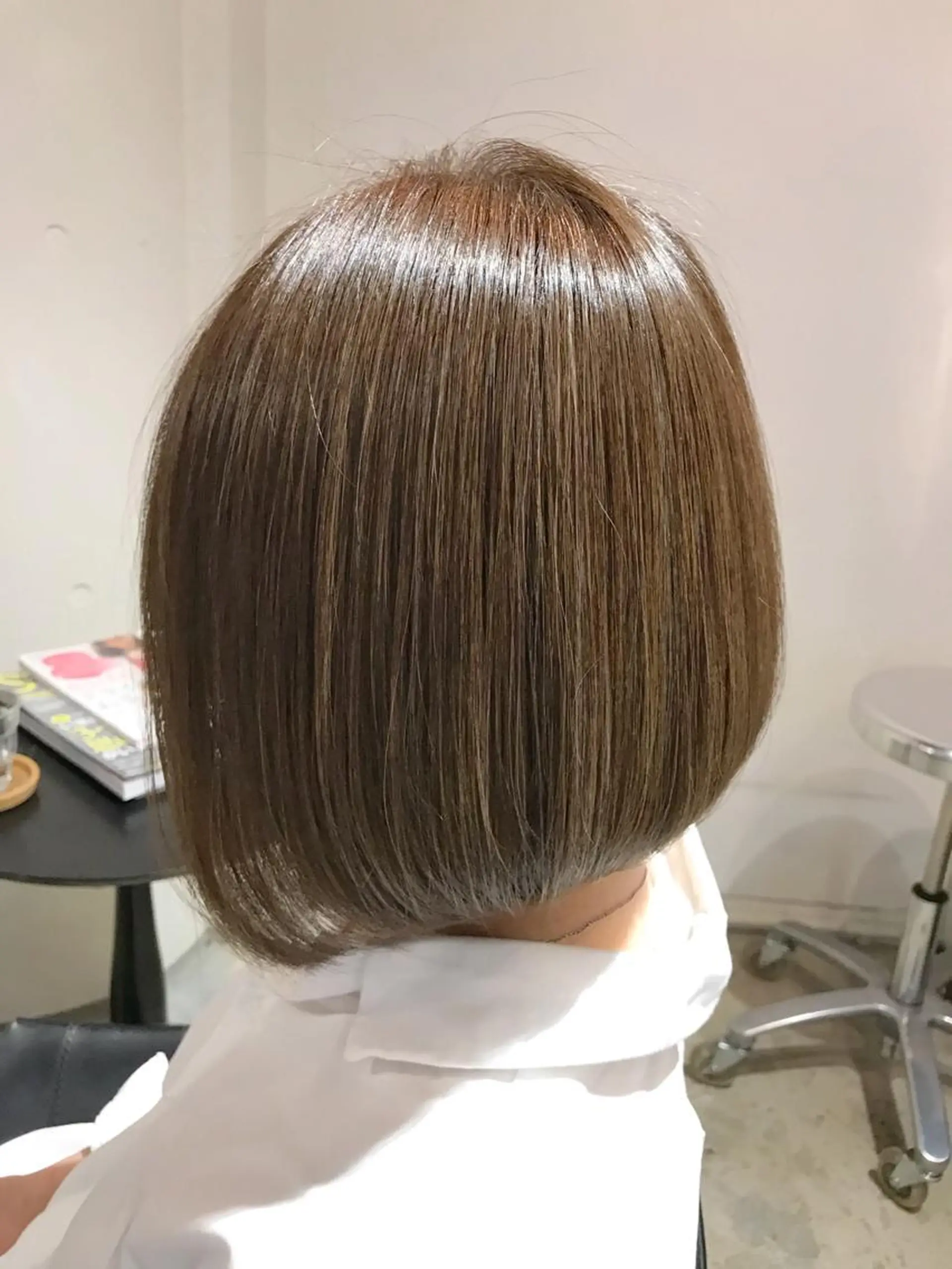 ミディアム パーマ 濱岡 恭子のヘアスタイル