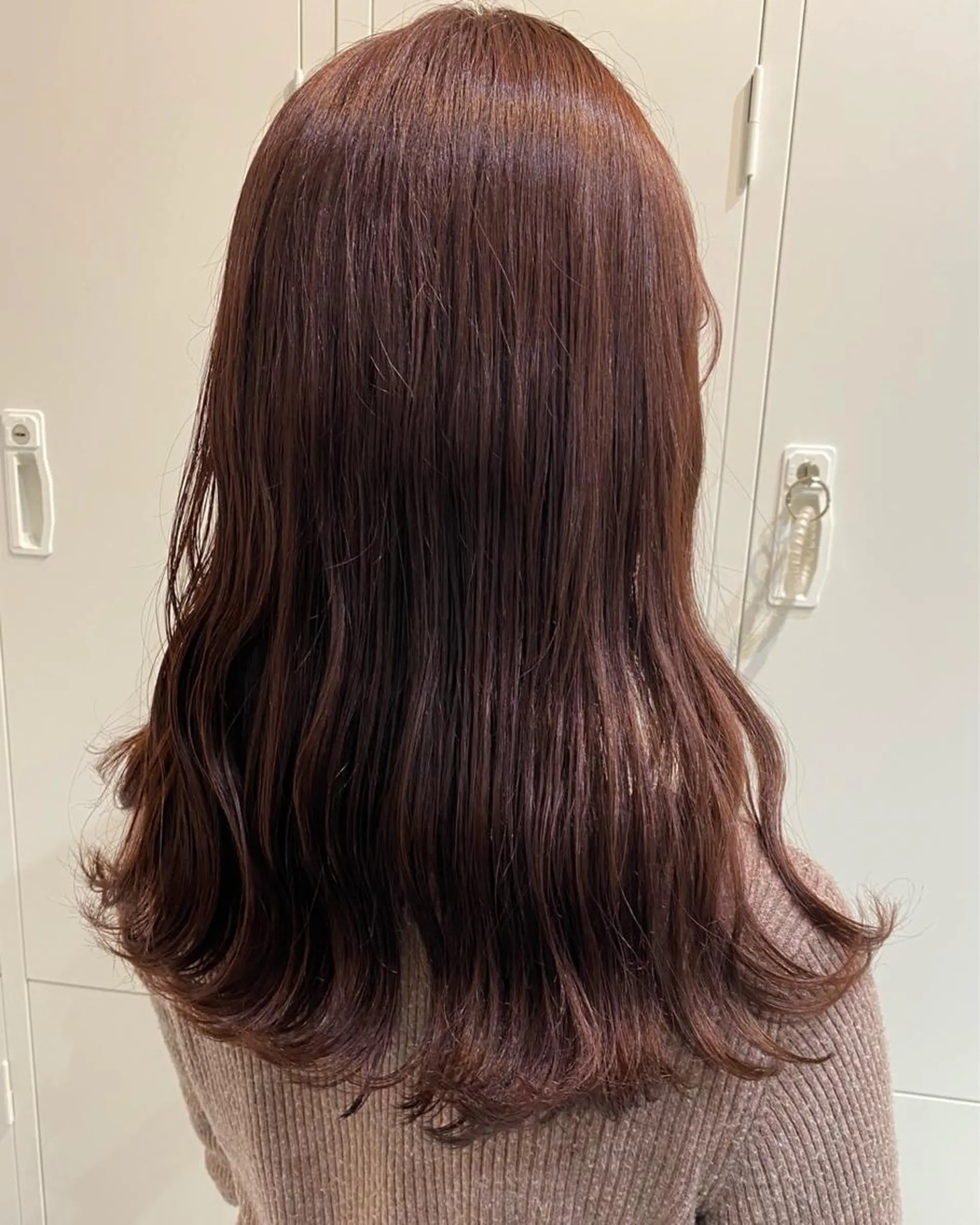 セミロング カラー ブラウンカラー レッドカラー レッドブラウン カット ヘアカラー トリートメント 🎀暖色カラー🎀 おかだみほのヘアスタイル