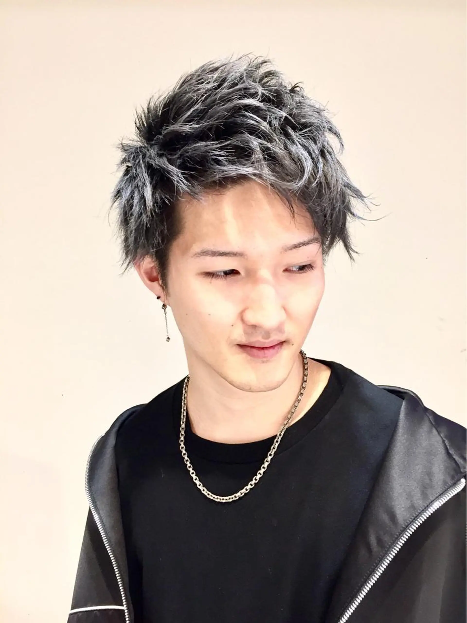 ショート パーマ 朝倉 美月のヘアスタイル