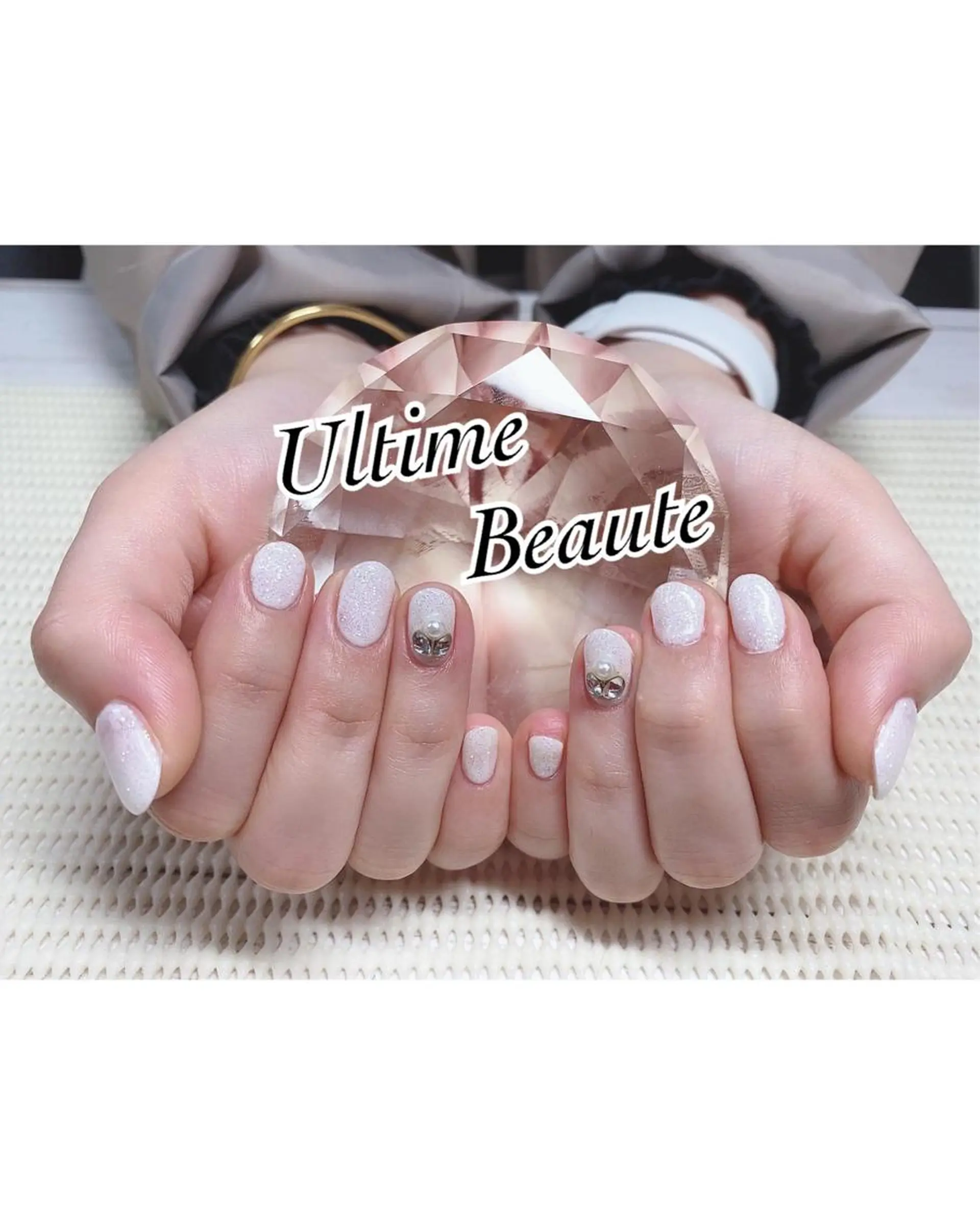 ネイル ストーンネイル 石塚 亜矢加のネイルデザイン