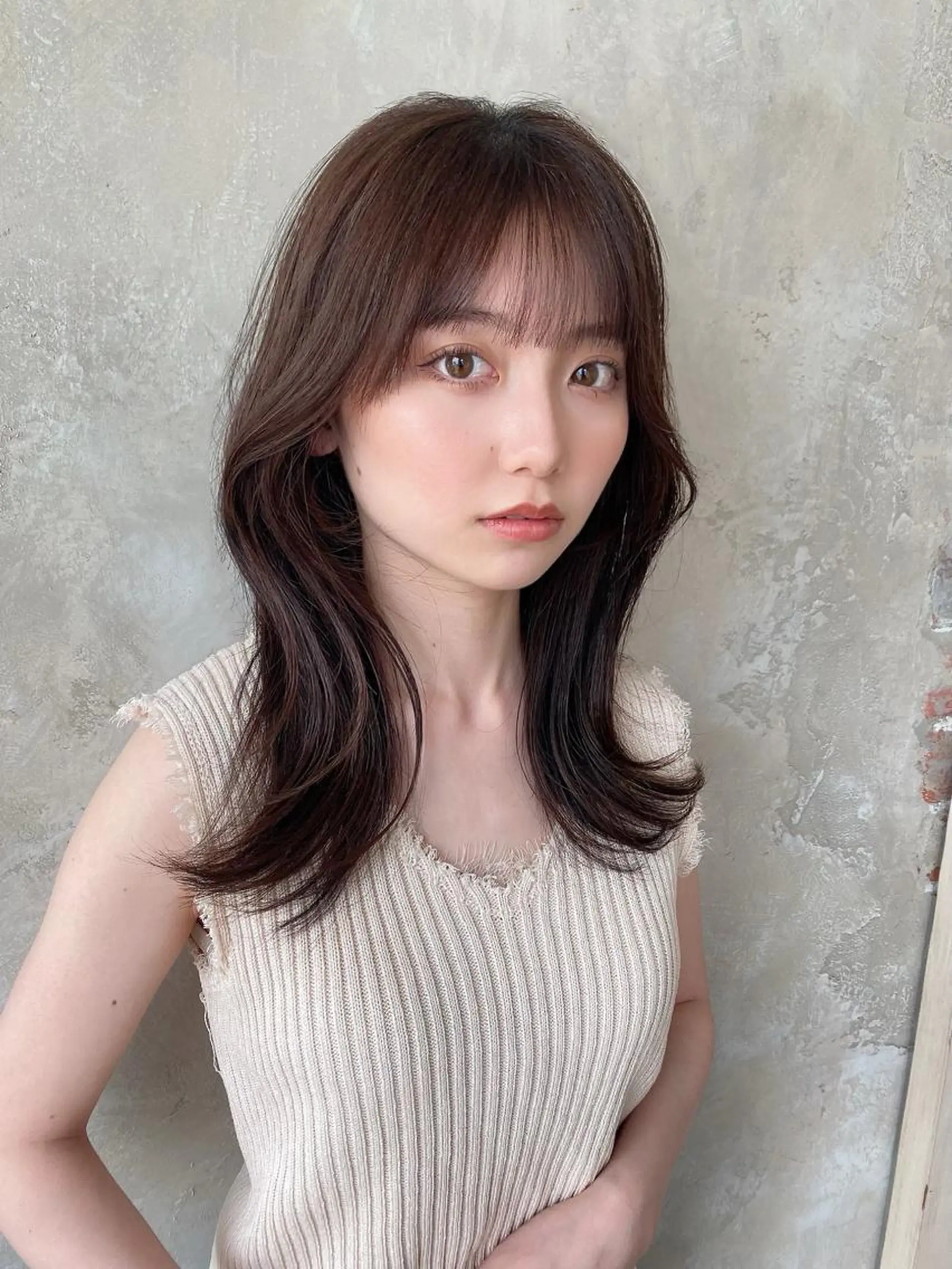 ミディアム カラー ベージュカラー ブラウンカラー ブラウンベージュ くびれヘア 顔周りカット カット ヘアカラー トリートメント 顔周り/くびれヘア 韓国ヘア💕風間るなのヘアスタイル