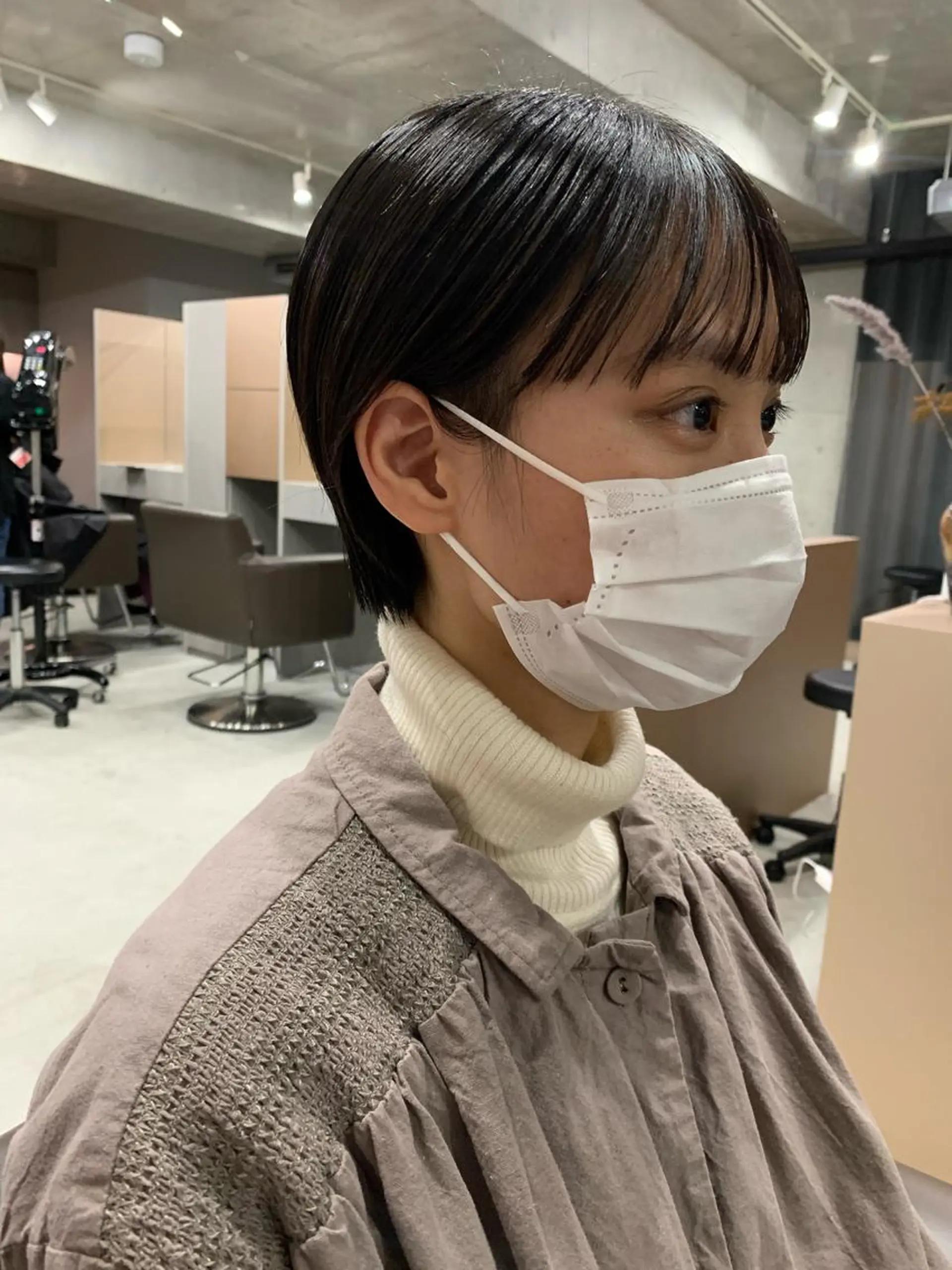 ショート カラー ボブパーマコテ巻き風 パーマNo1深江秀平のヘアスタイル