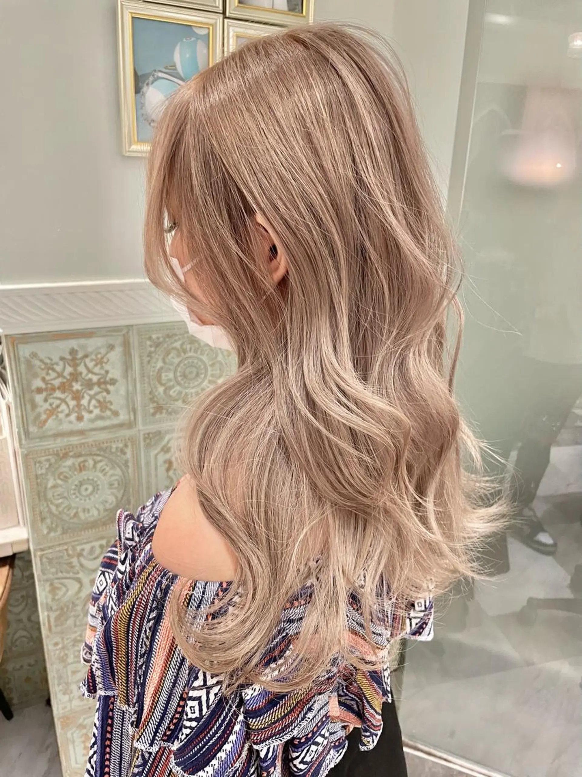 ロング カラー バレイヤージュ ブリーチ ケアブリーチ ダブルカラー ハイライトカラー 美髪/カラー 美容院🌈渡辺隼也のヘアスタイル