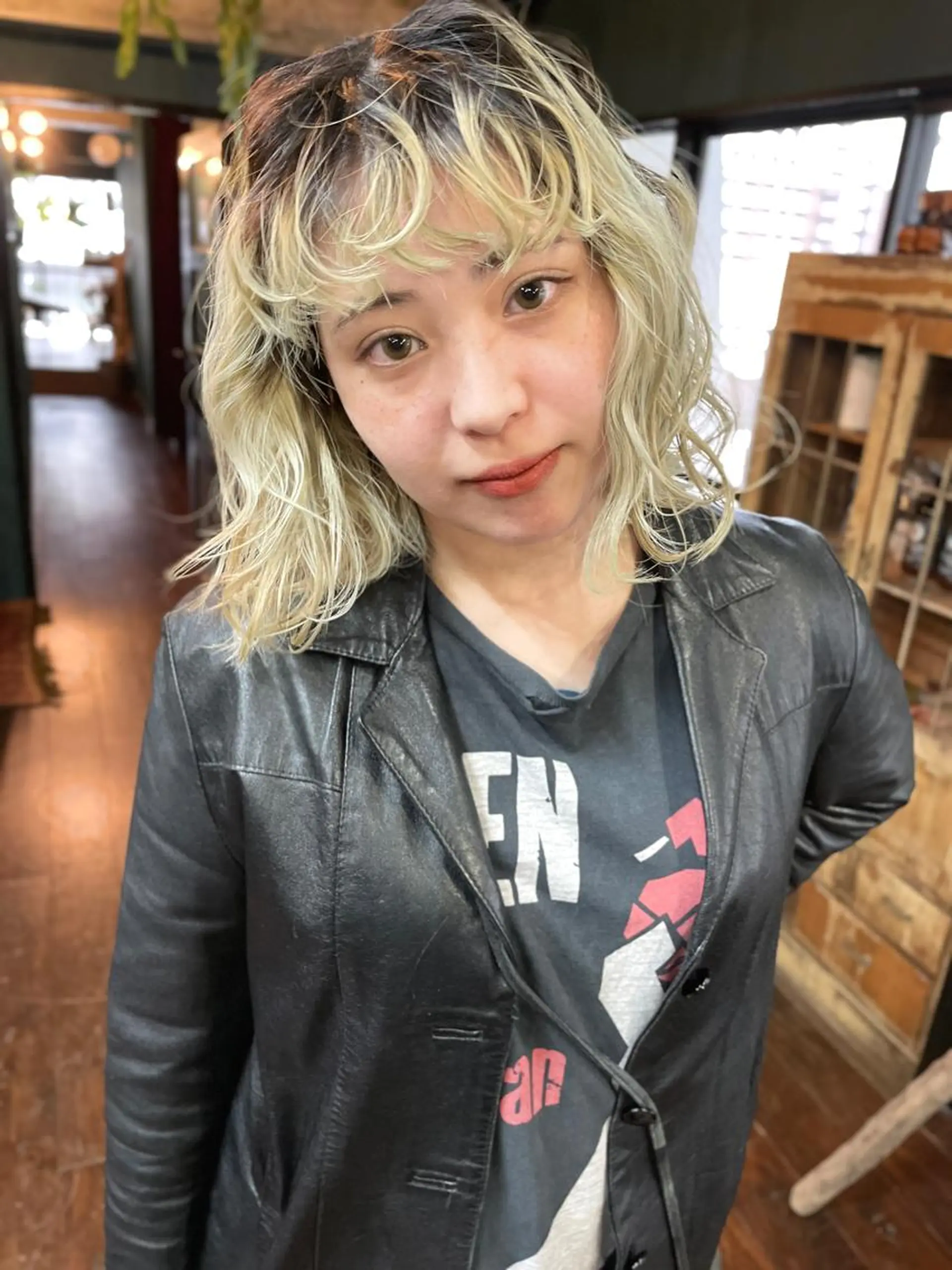 ミディアム vivre libre所属・vivre libreのヘアスタイル