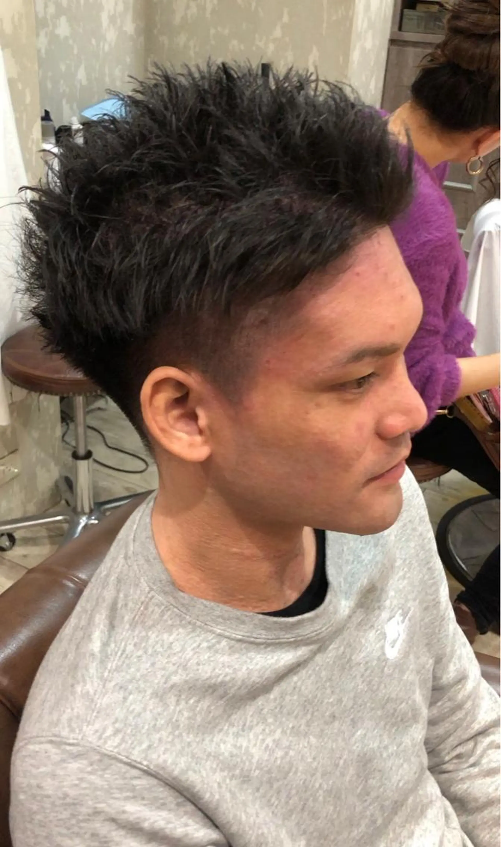 メンズ 西川 仁のヘアスタイル