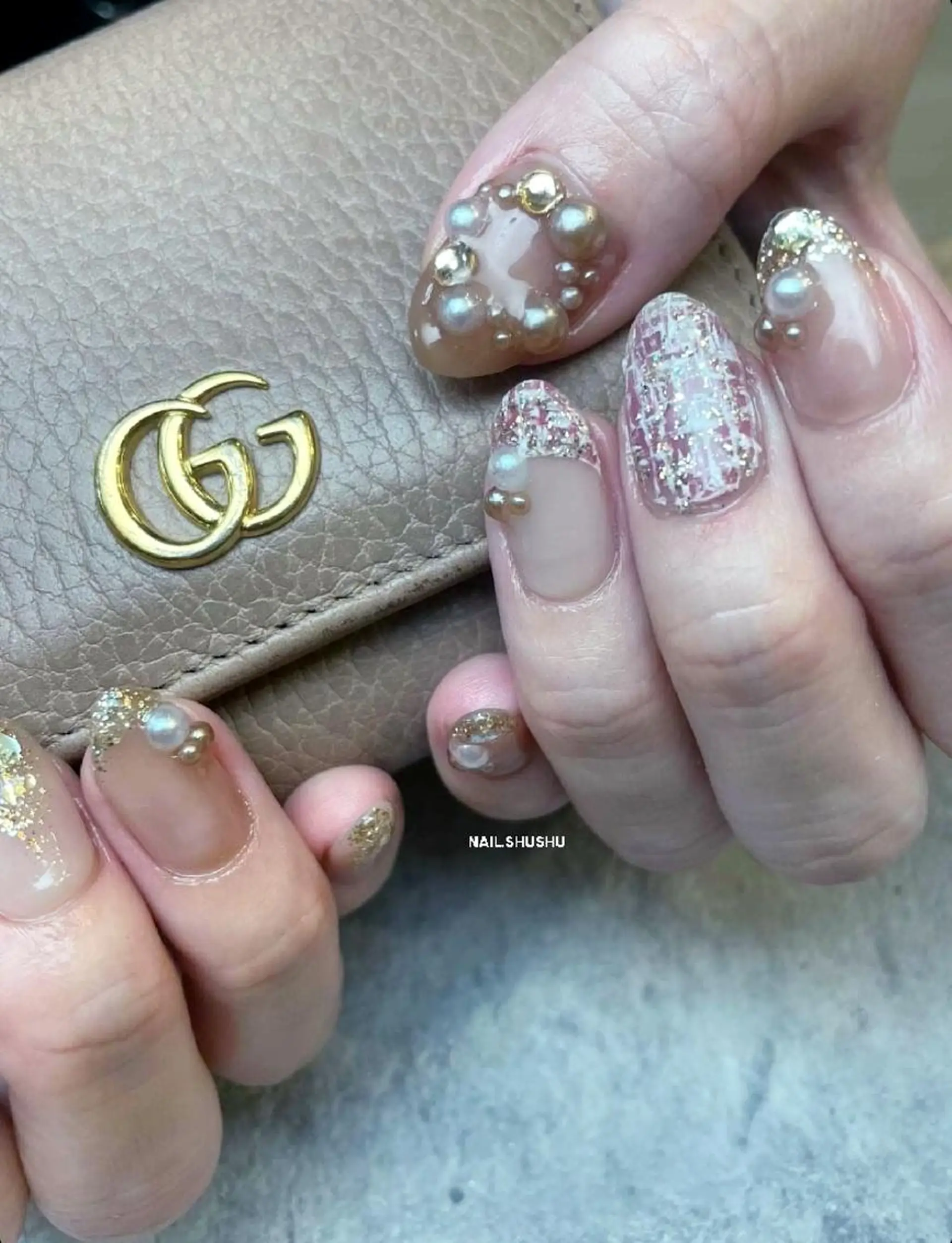 ネイル 持ち込み ニュアンスネイル シンプルネイル 冬ネイル 3dパーツ/流行り 👧shushu❤️のネイルデザイン