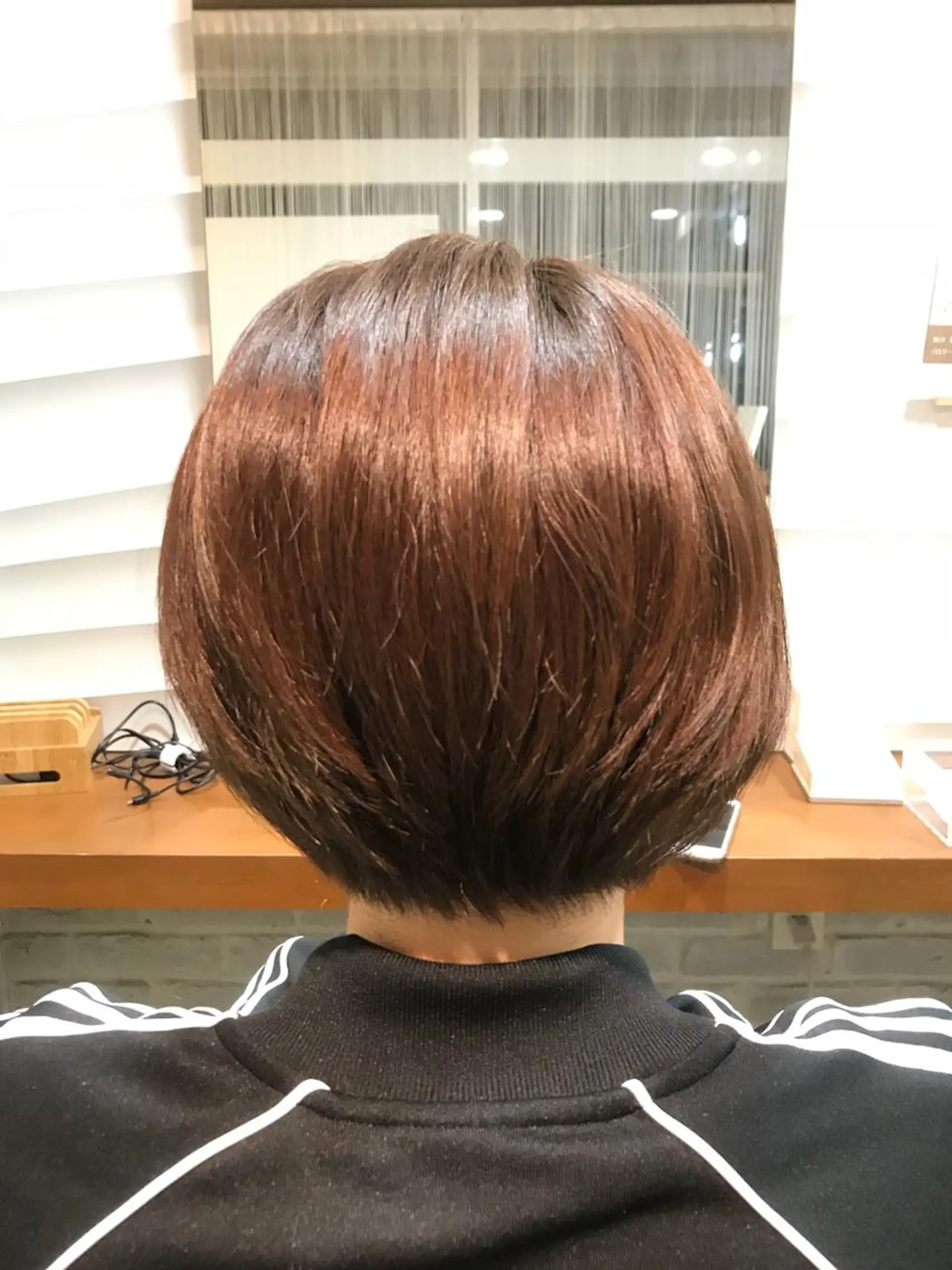ショート 川村 綾のヘアスタイル