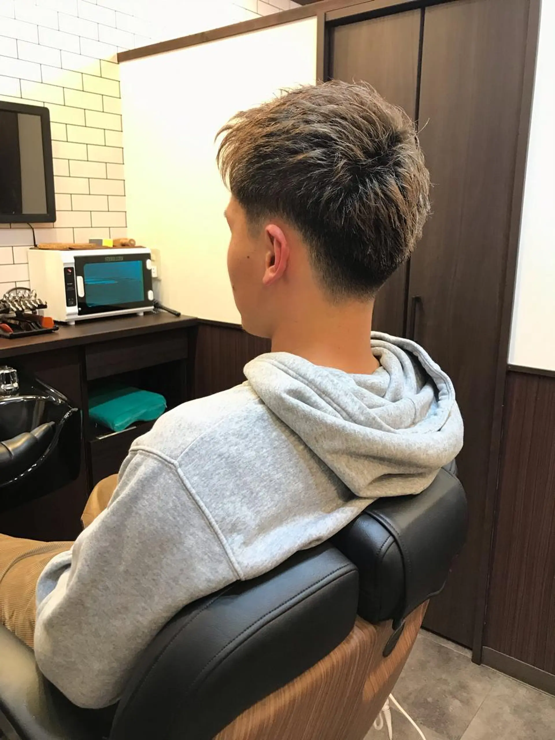ショート カラー メンズ フェードカット ヘアーサロン髪ing保谷本店所属・林 聖也のヘアスタイル