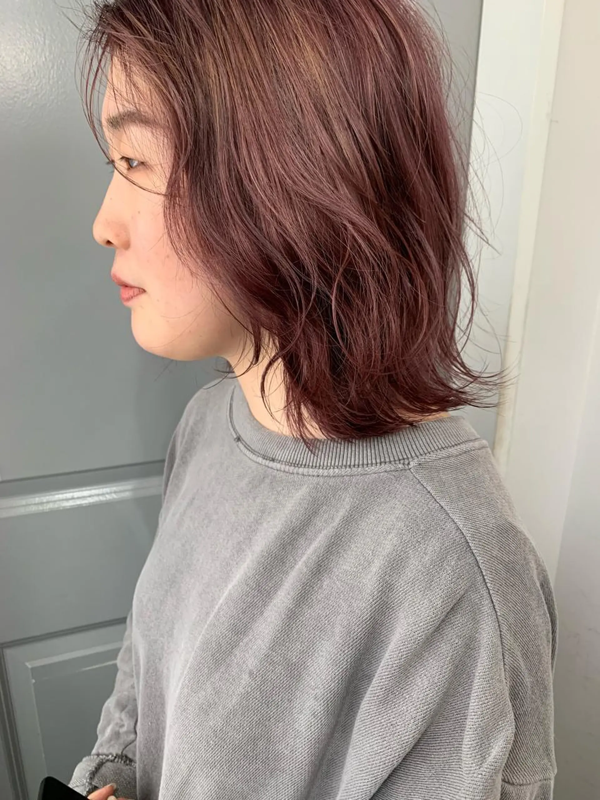 ミディアム カラー パーマ ヘアアレンジ メンズ キッズ ネイル マツエク・マツパ ベージュカラー 透明感カラー グレージュ ピンクカラー カラーマツエク 古賀 侑磨のヘアスタイル