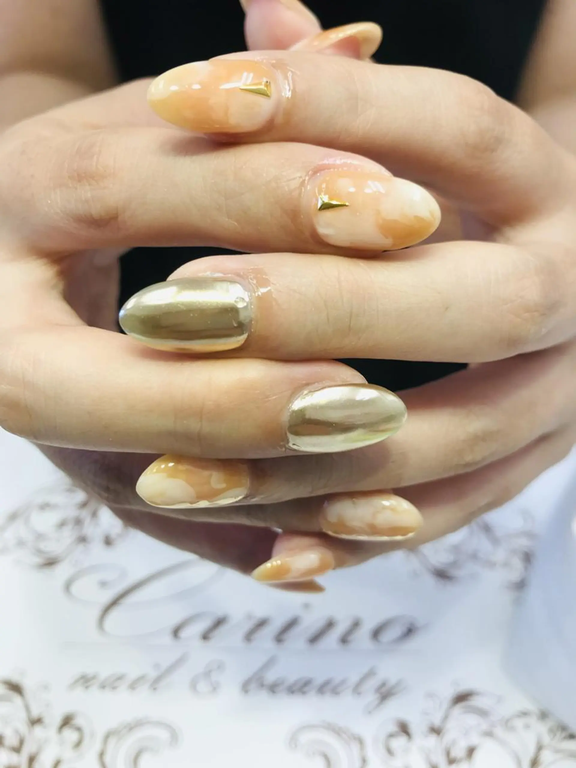 ネイル アートネイル ミラーネイル ニュアンスネイル carinonail ayanoのネイルデザイン