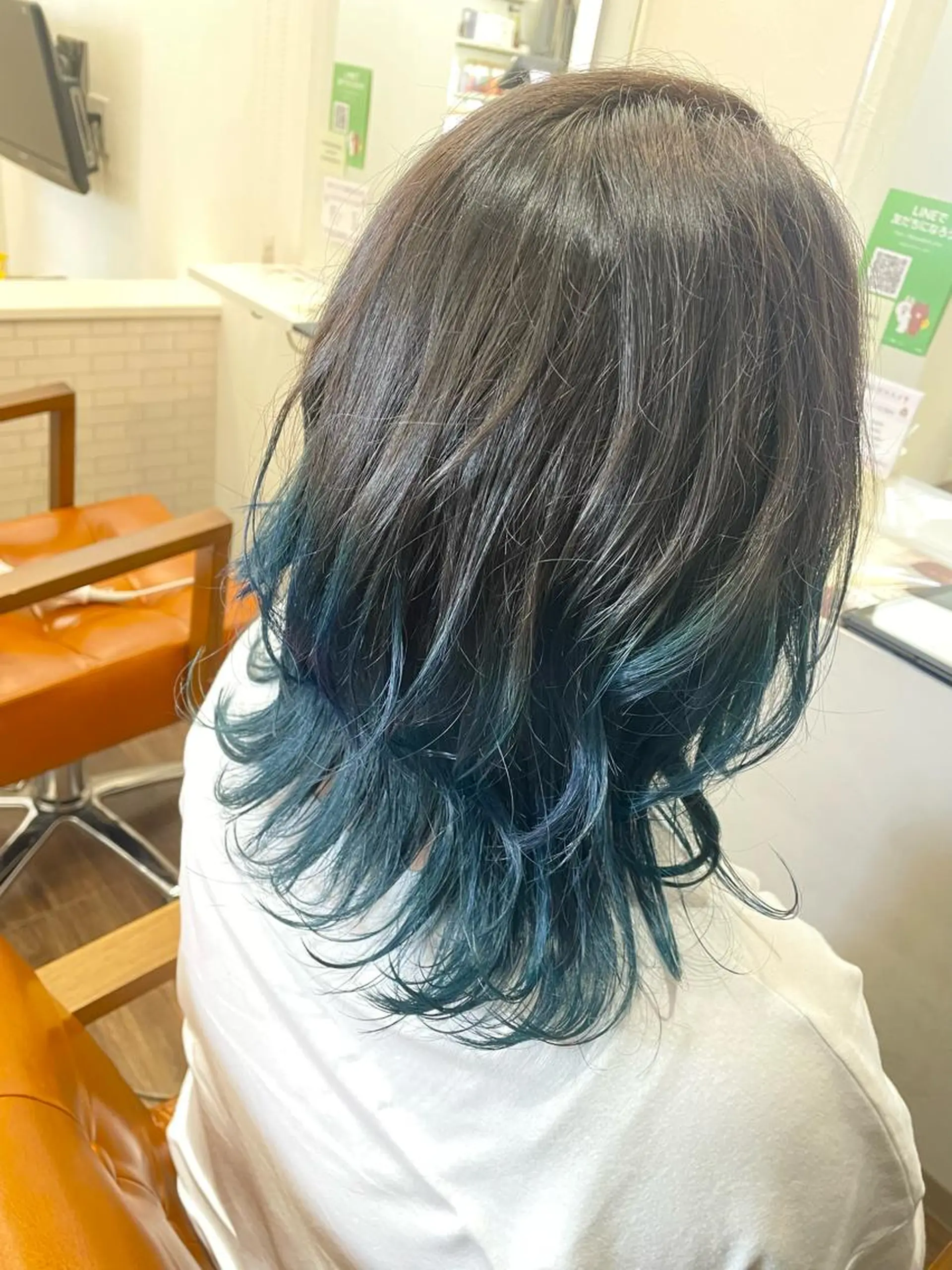 カラー 高崎 絵里子のヘアスタイル