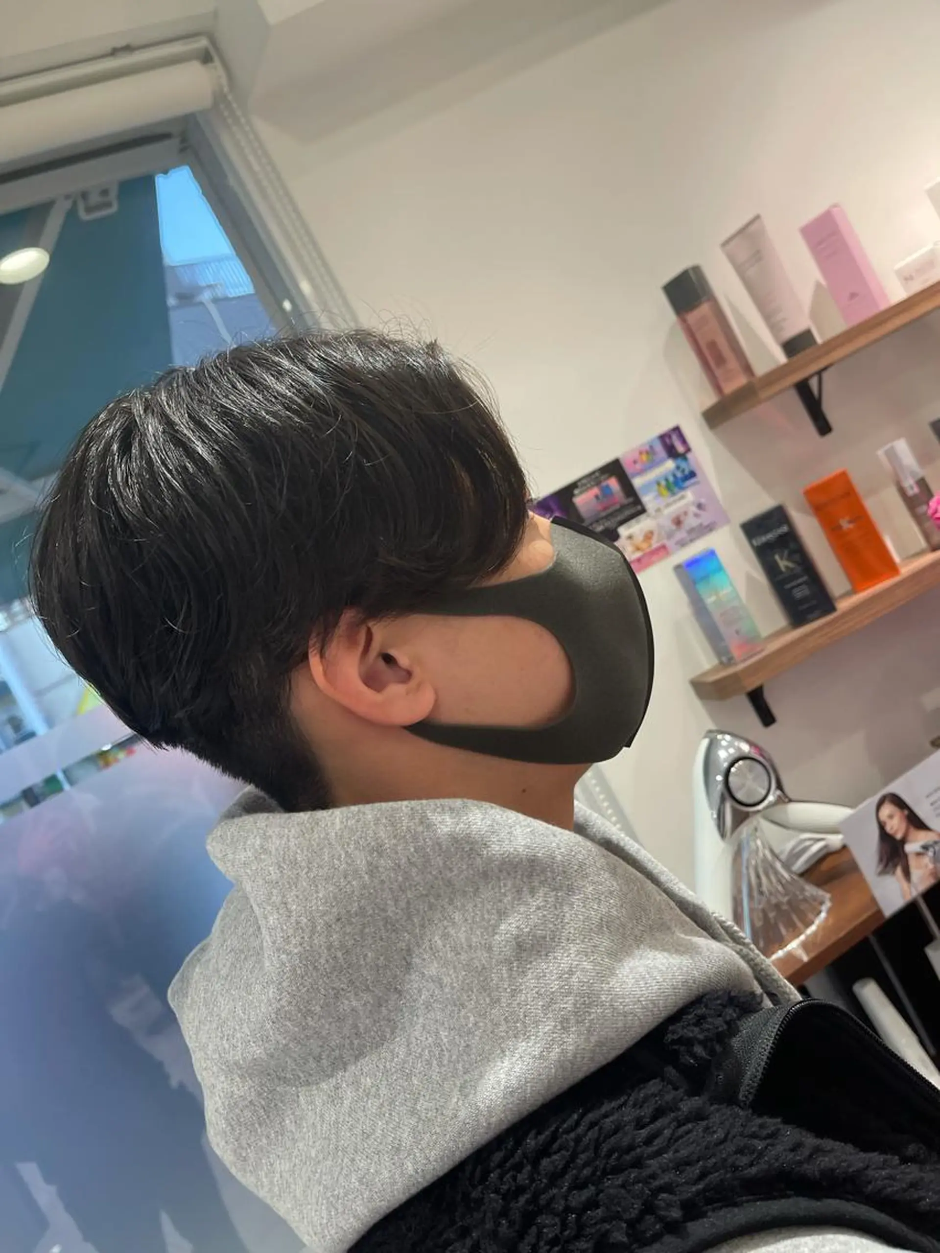 ショート 成田 一貴のヘアスタイル