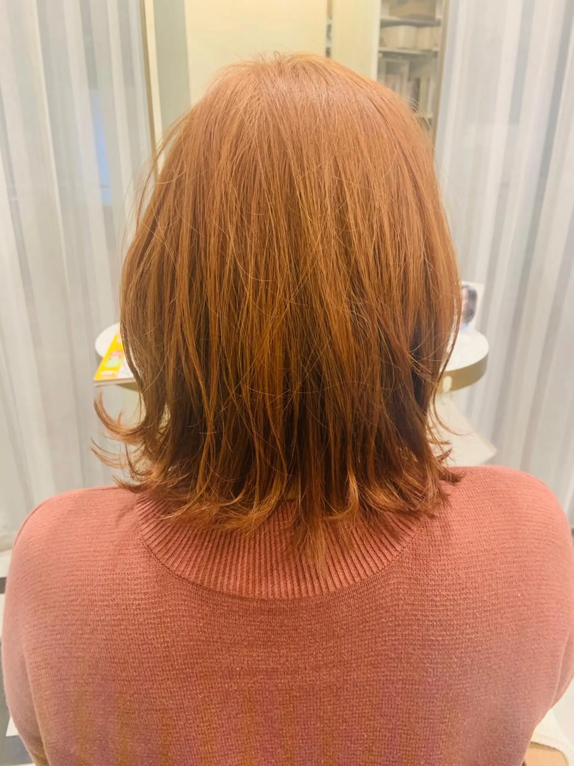 ショート カラー 山下 加織のヘアスタイル