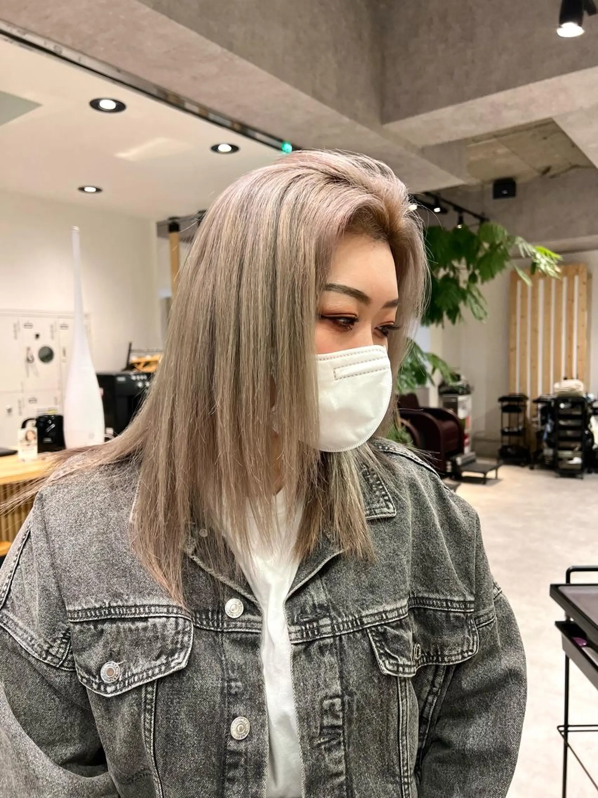 セミロング カラー カット ヘアカラー トリートメント 🍀お悩み改善憧れの 美髪 小林風雅のヘアスタイル