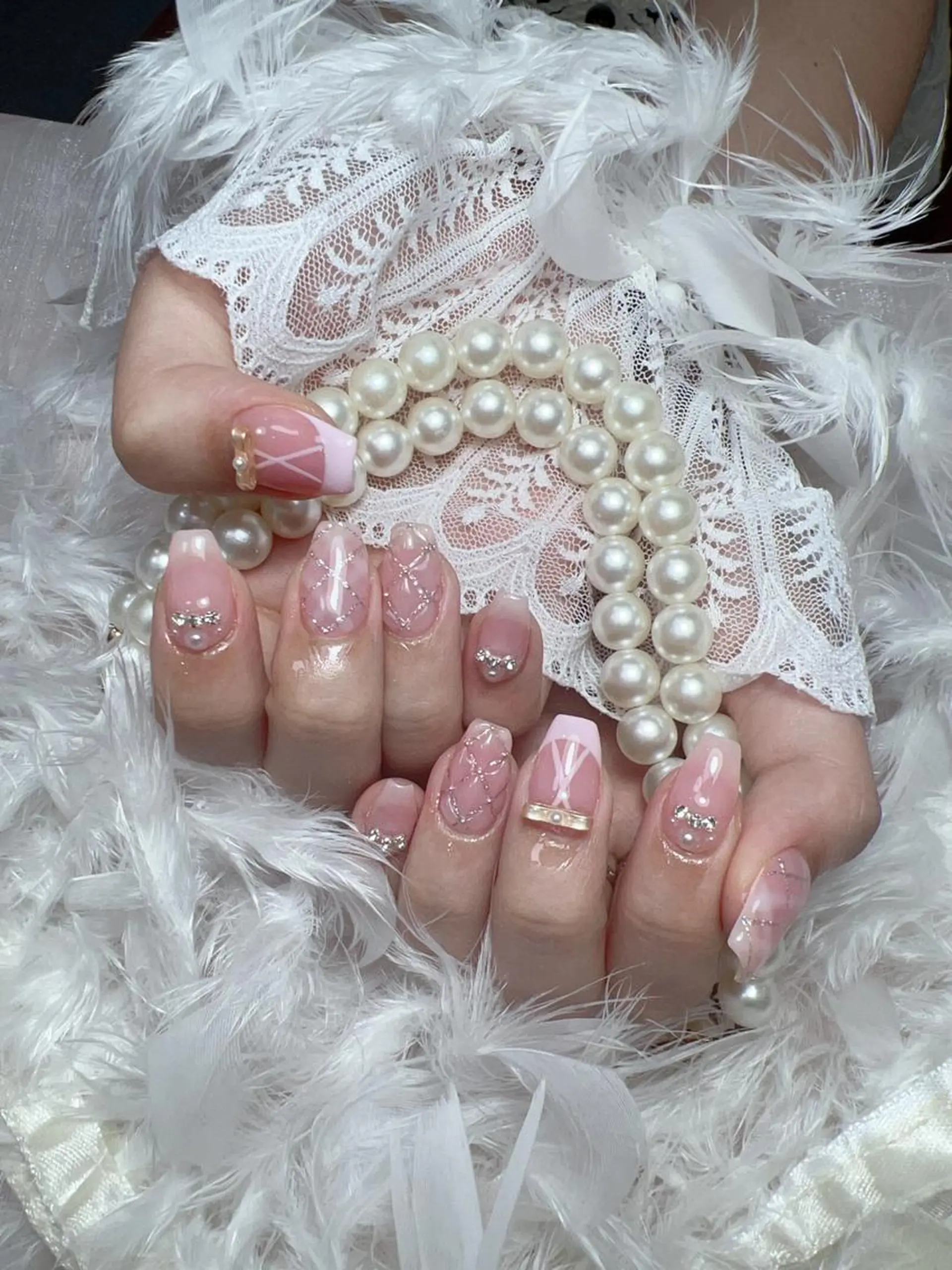 ネイル DEMAIN- 🕊️のネイルデザイン