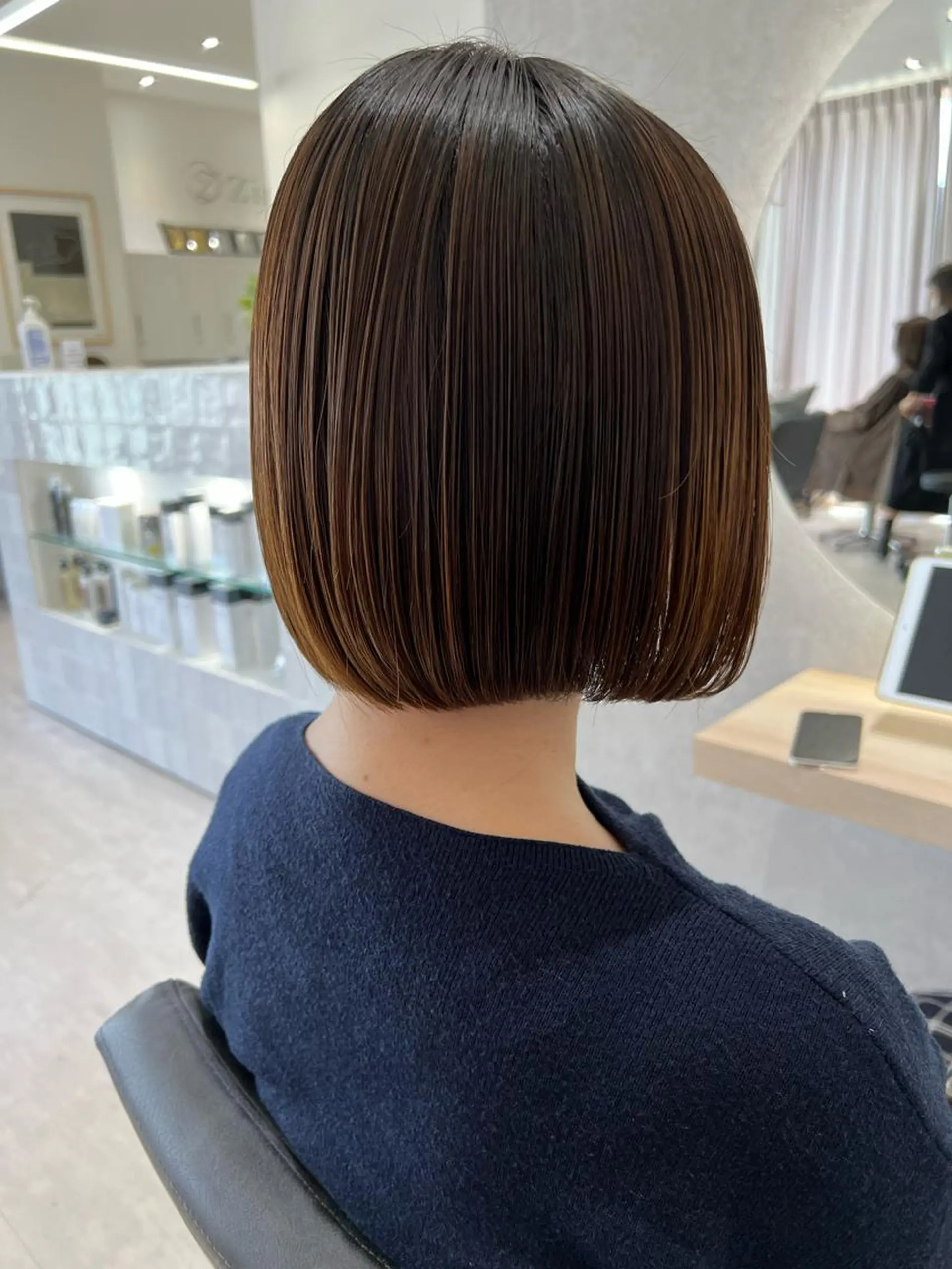 ミディアム ボブ 髪質改善 トリートメント トリートメント 韓国🇰🇷レイヤー 映える顔周り🩷のヘアスタイル