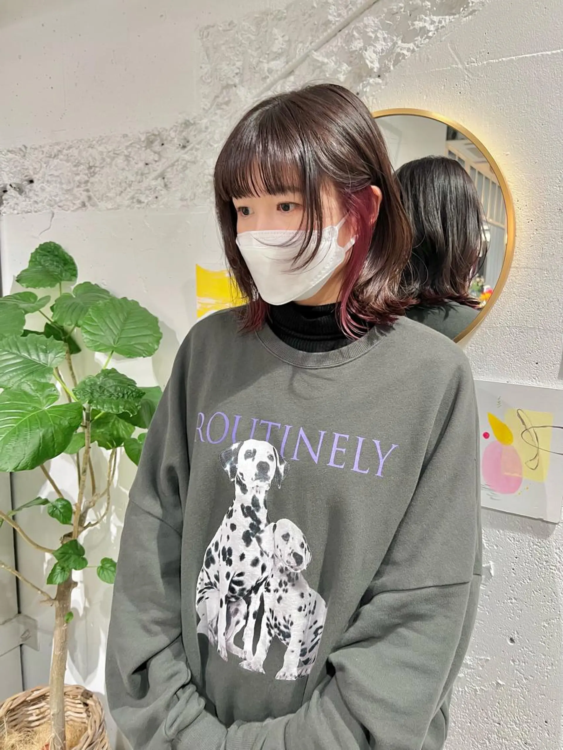 セミロング カット ヘアカラー 石井 菜々のヘアスタイル