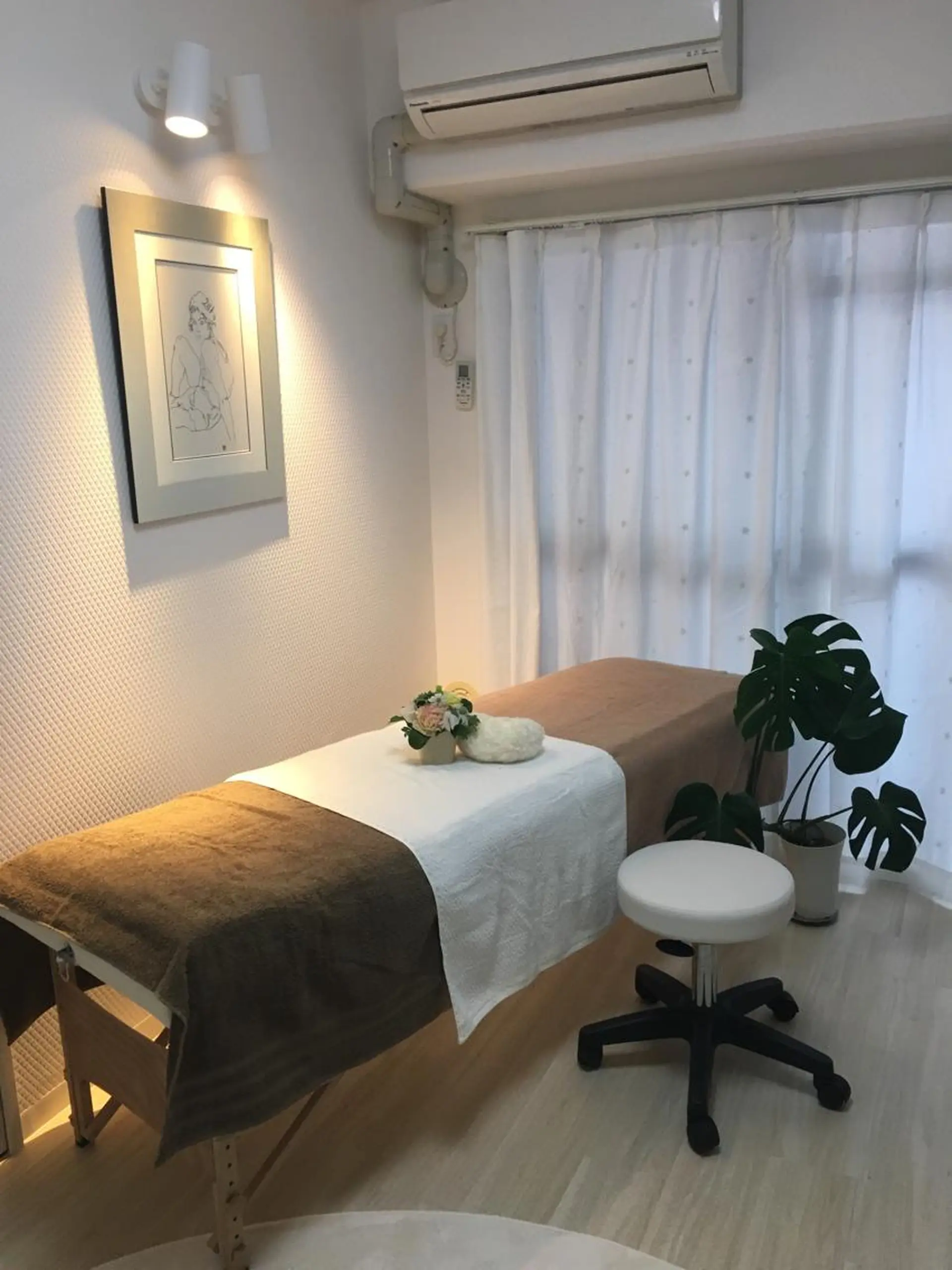 ROMIブラジリアン ＆ホワイトニングのエステ・リラクイメージ