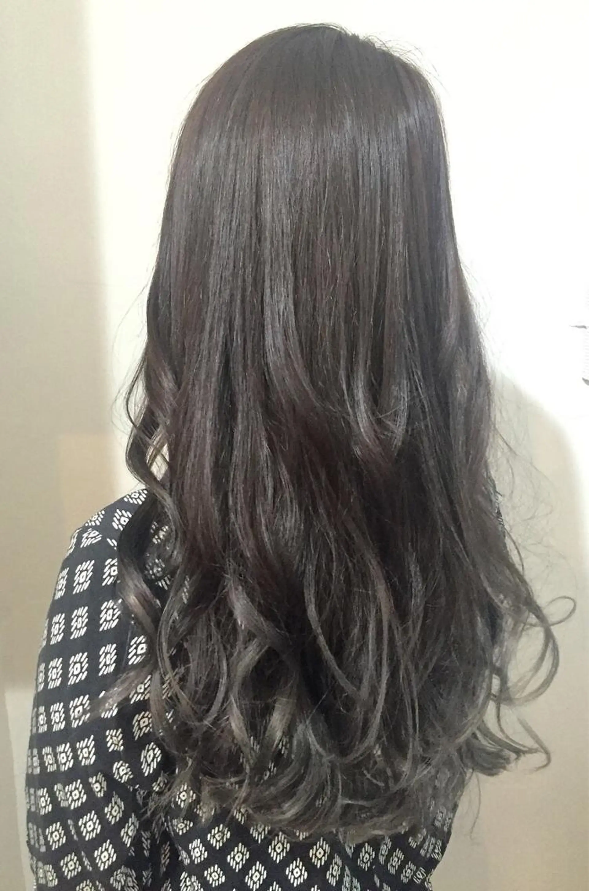 セミロング 髪質改善 ami byAbsoのヘアスタイル